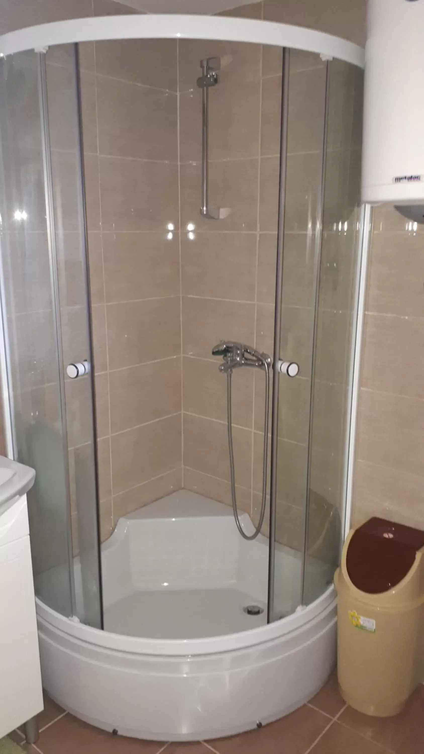 Standard Triple Room in Bed & Breakfast KUM Standard Triple Room in Bed & Breakfast KUM