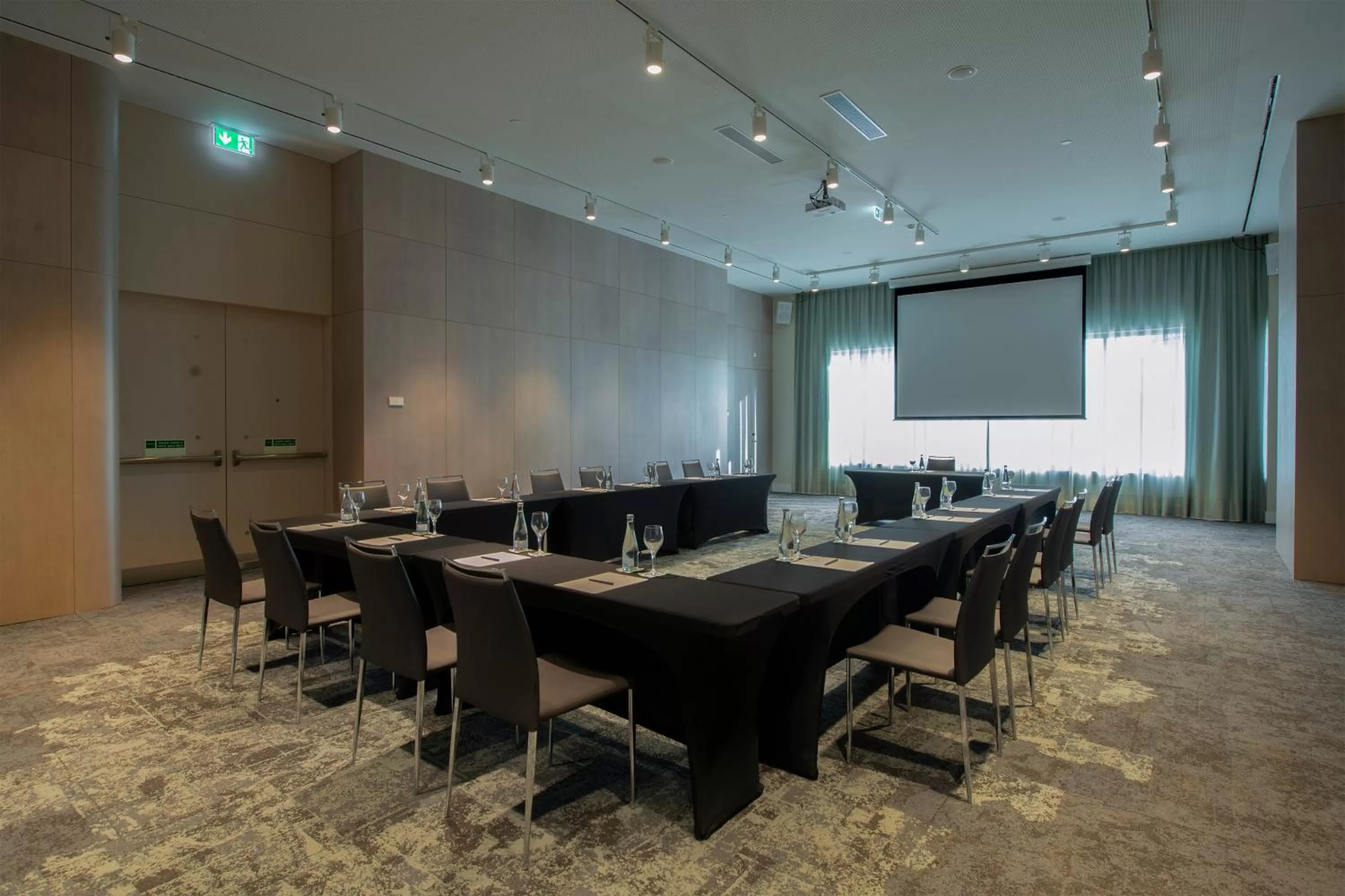 Meeting/conference room in Eurostars Universal Lisboa
