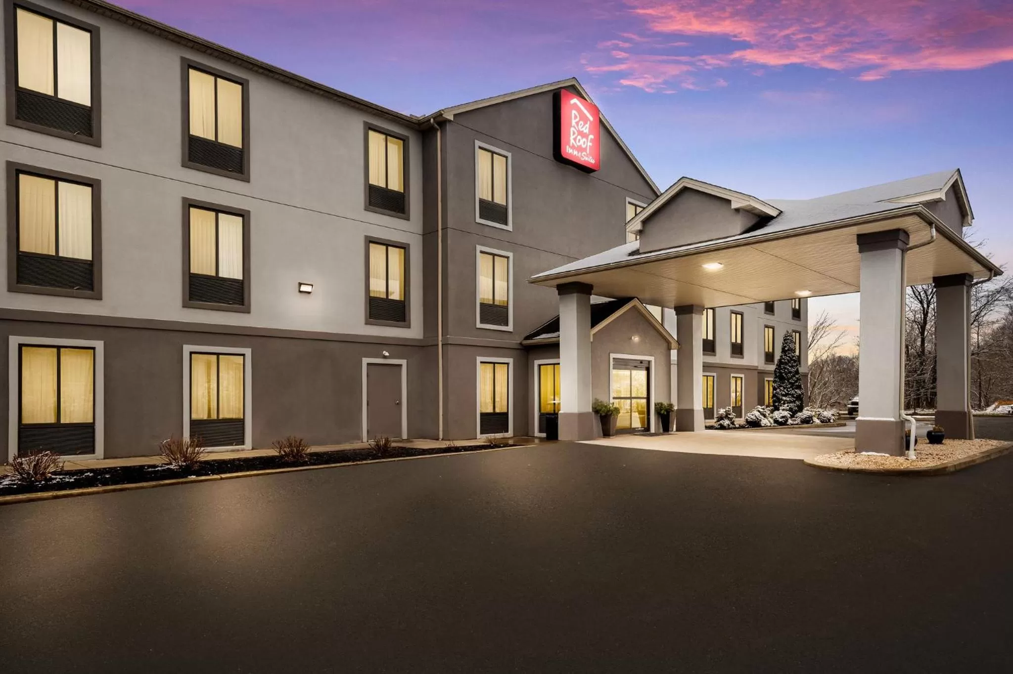 Property building in Red Roof Inn & Suites Bloomsburg - Mifflinville