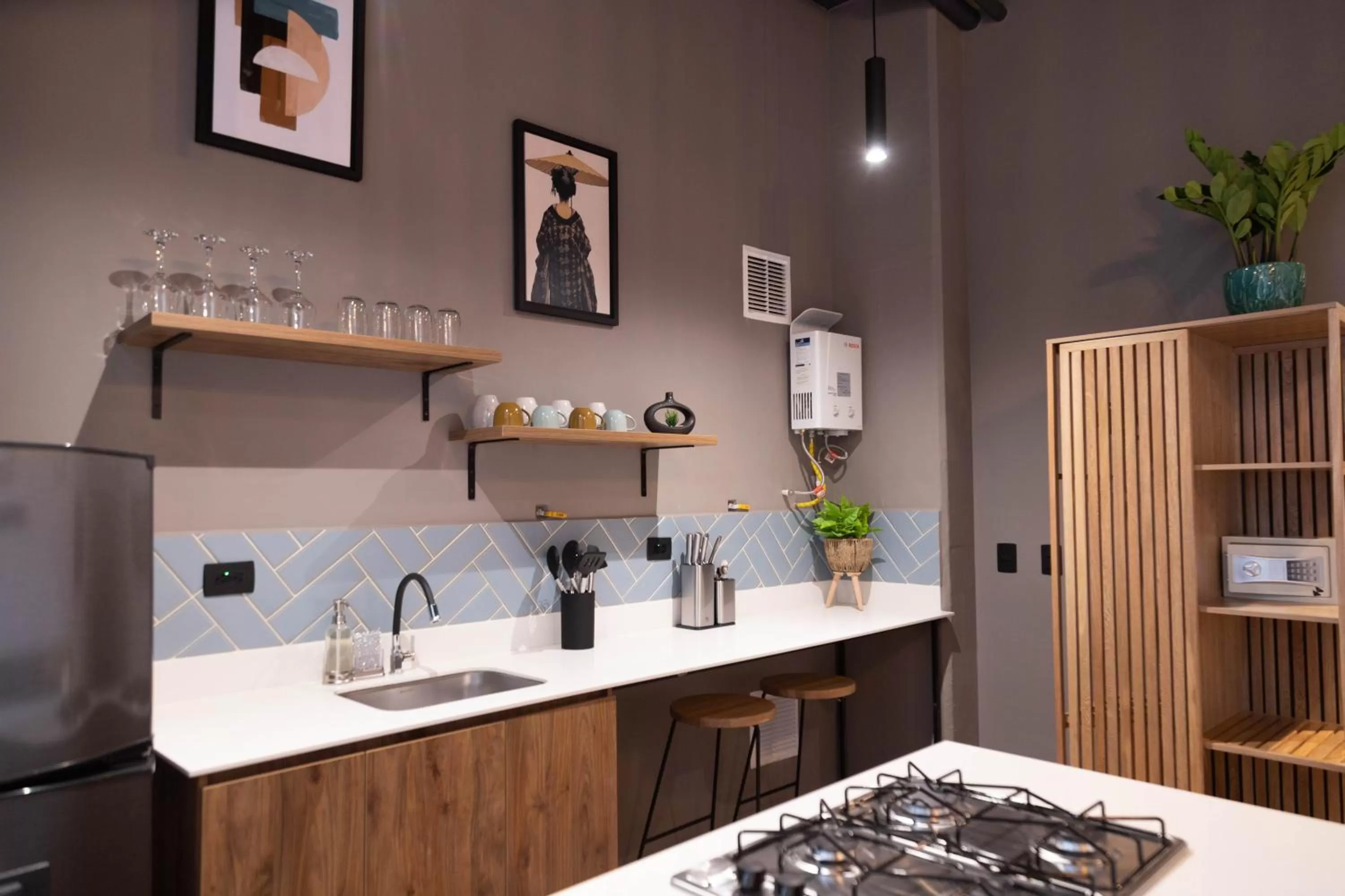 Kitchen or kitchenette in Royal Living Poblado