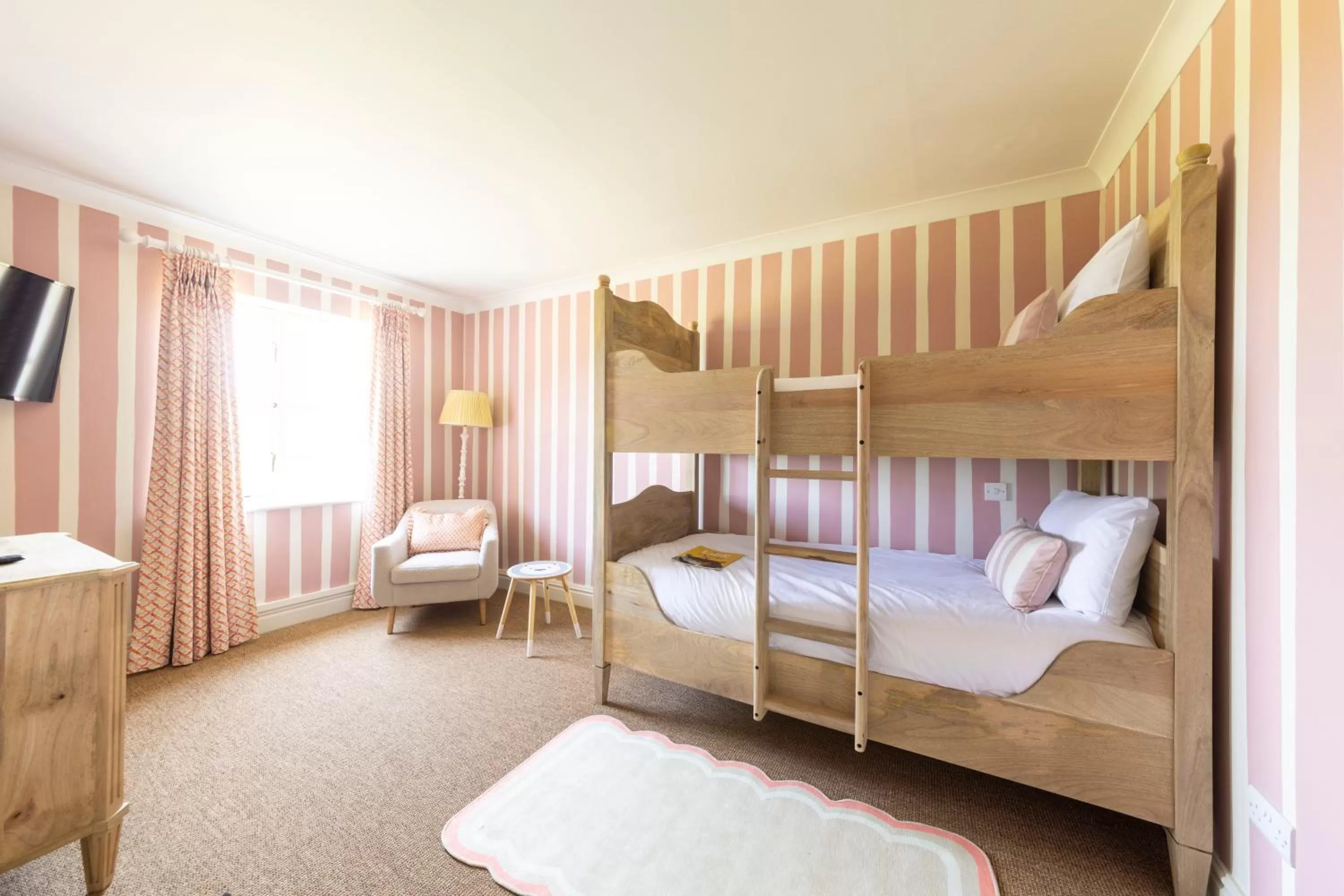 Bedroom, Bed in The Barnsdale, Rutland