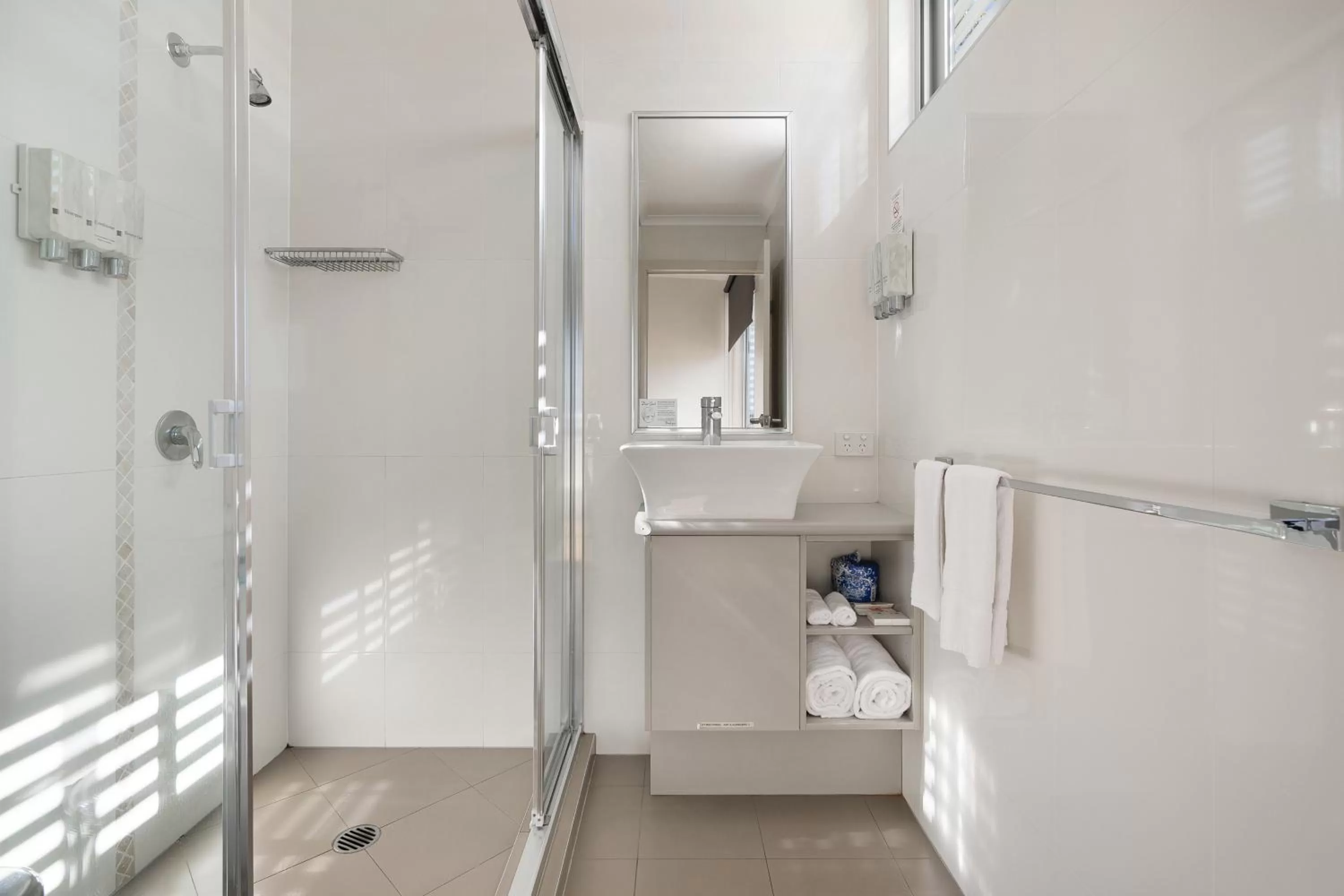 Bathroom in Smart Stayzzz Inns