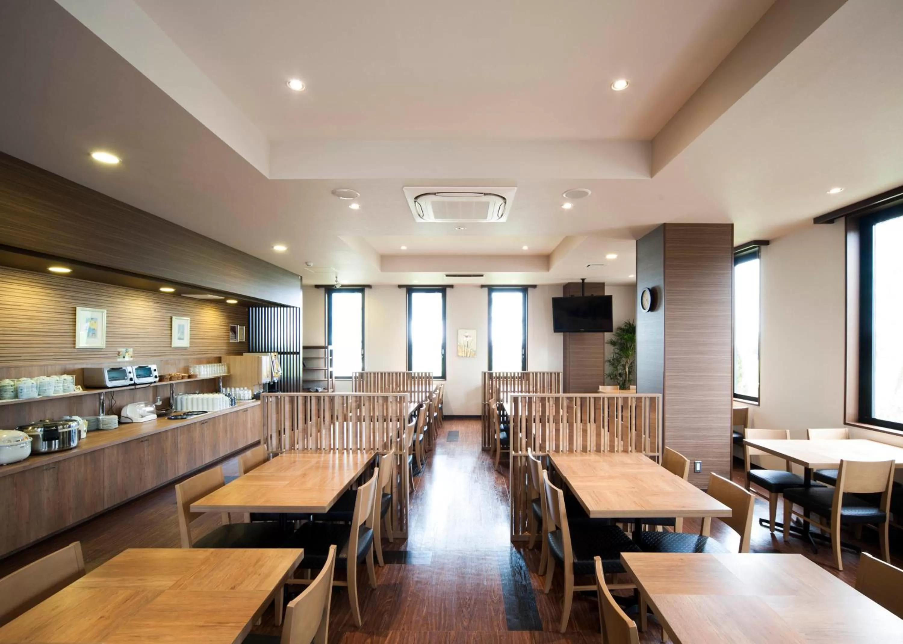 Restaurant/places to eat in Hotel Route Inn Ono