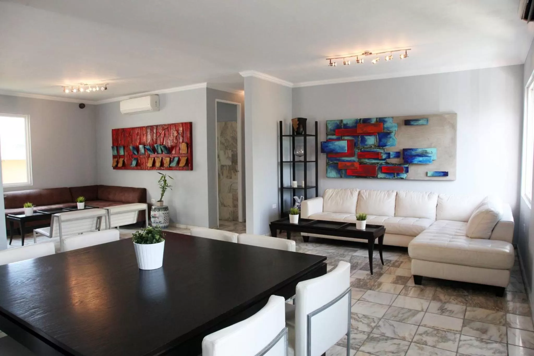 Seating area in Coral Princess Hotel