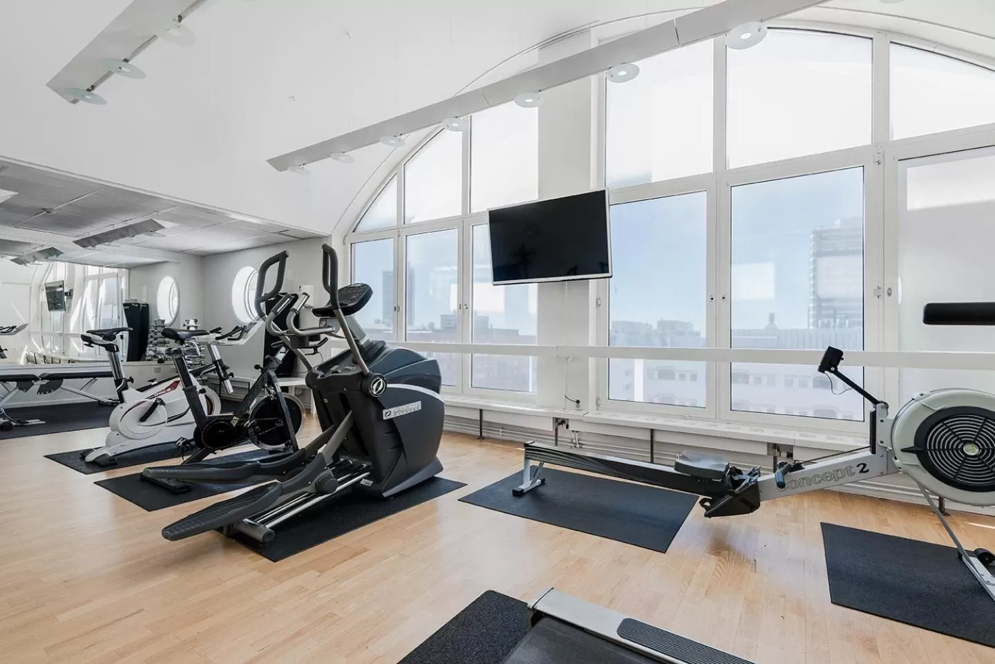 Fitness centre/facilities in Memory Hotel