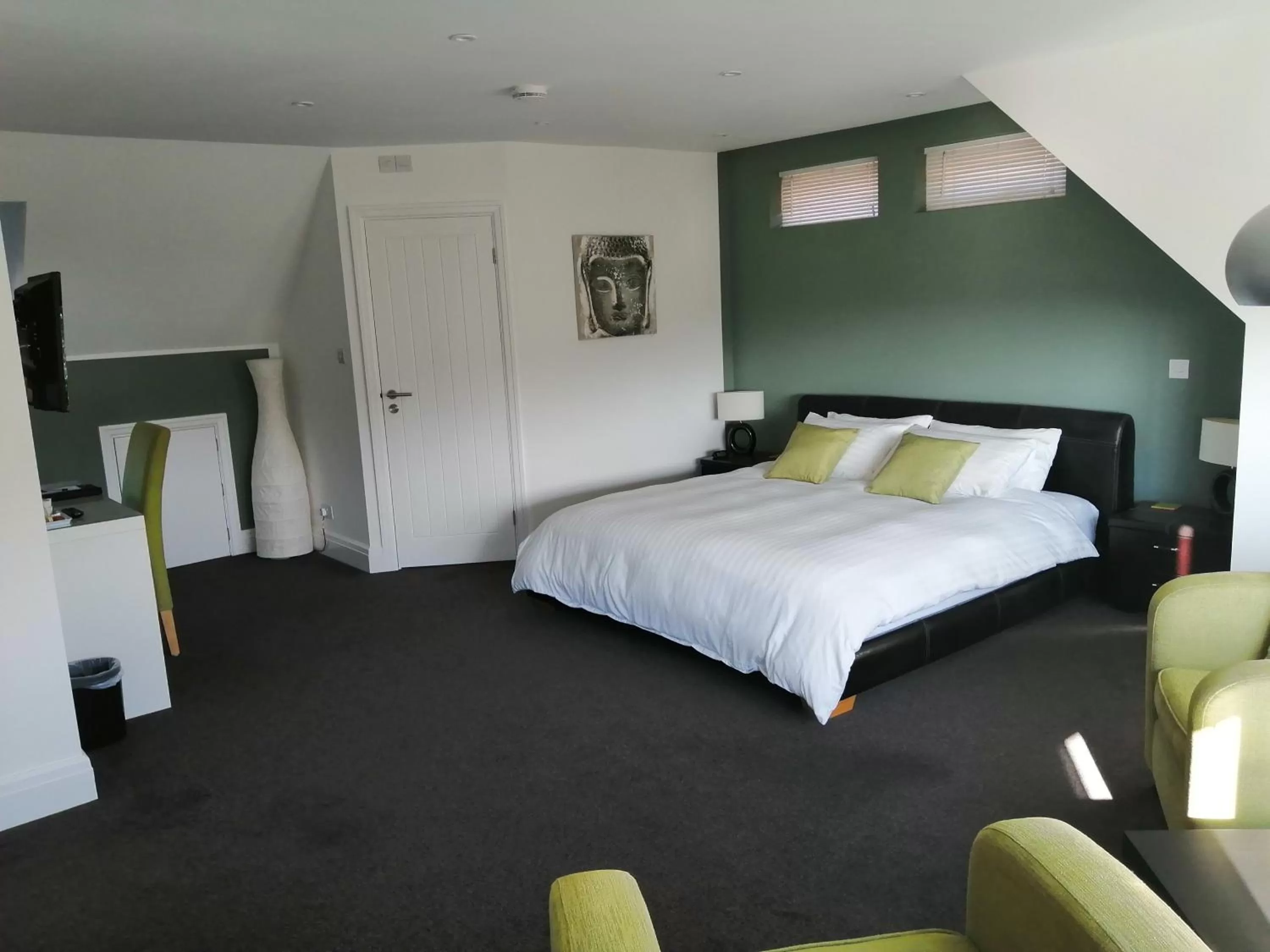 Bed in Lazy Days B&B