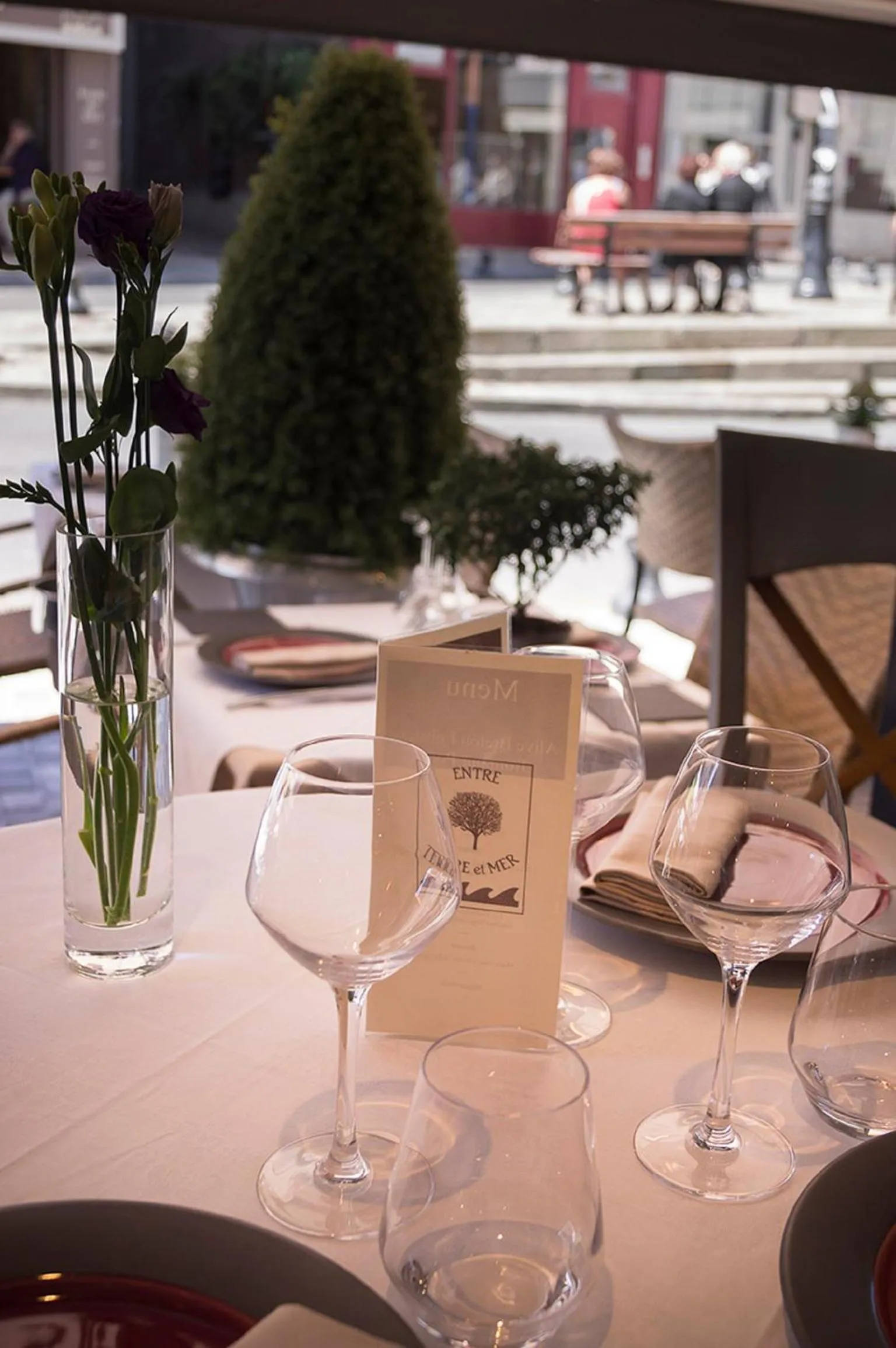 Restaurant/places to eat in Entre Terre Et Mer