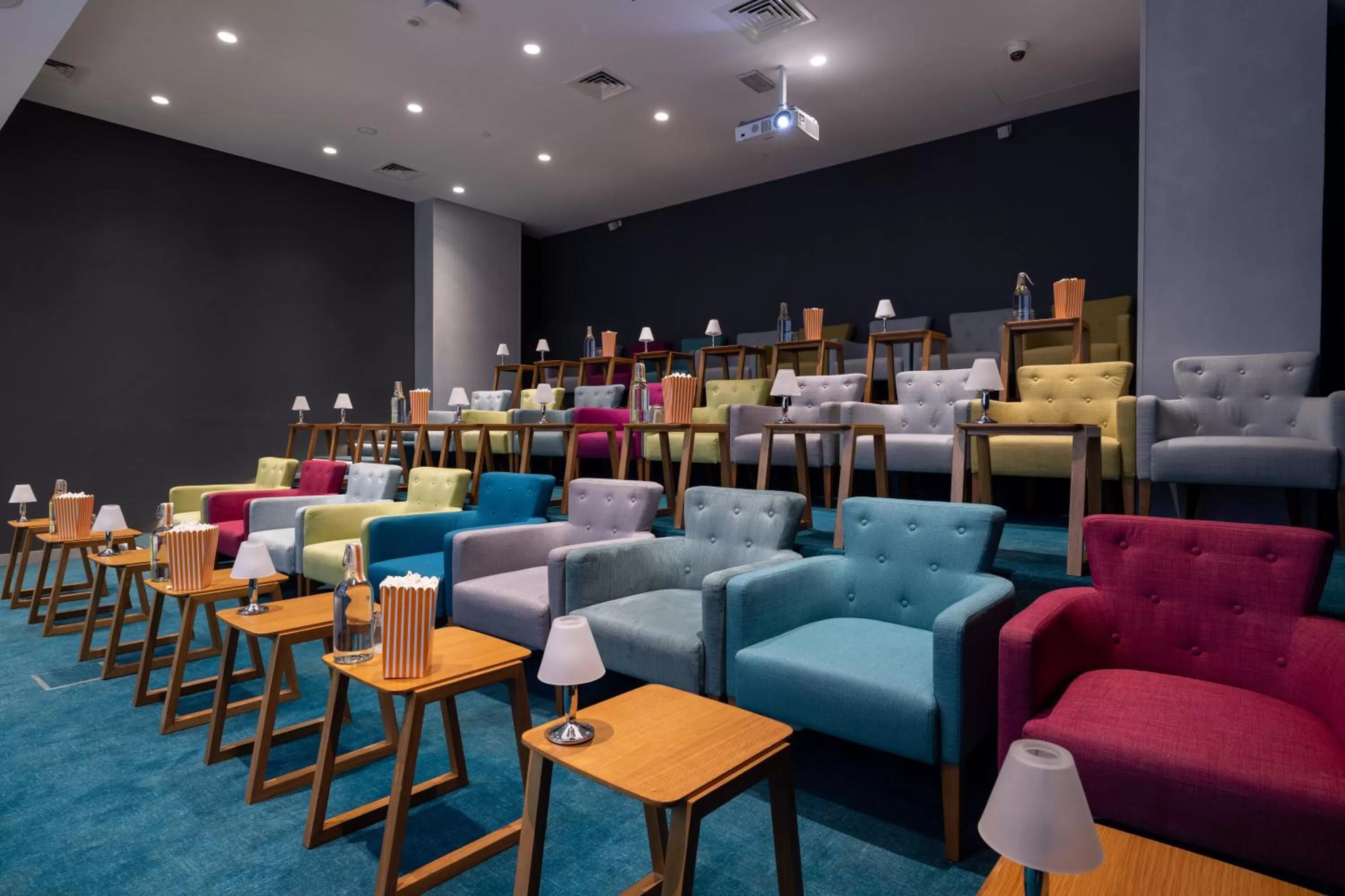 Karaoke in Studio One Hotel