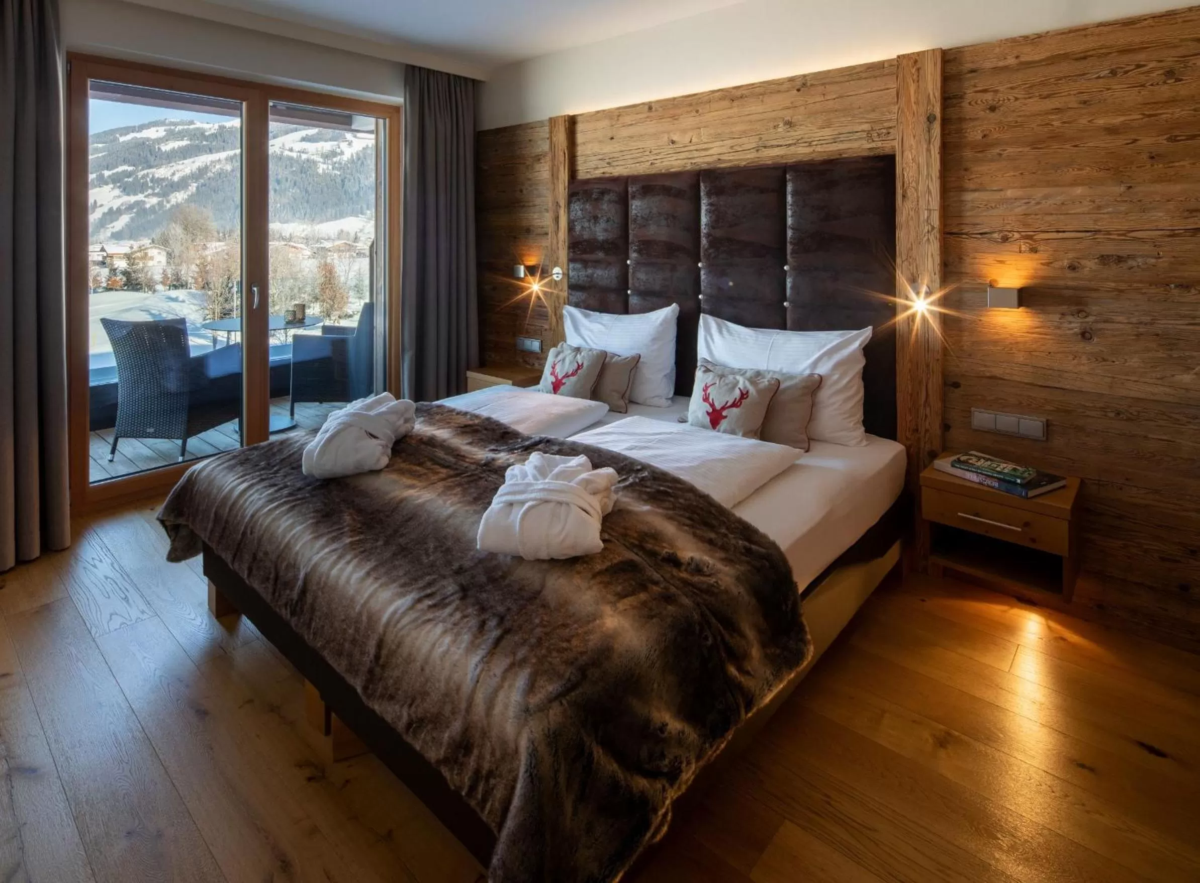 Photo of the whole room, Bed in Berg & Golf Resort Westendorf by ALPS RESORTS