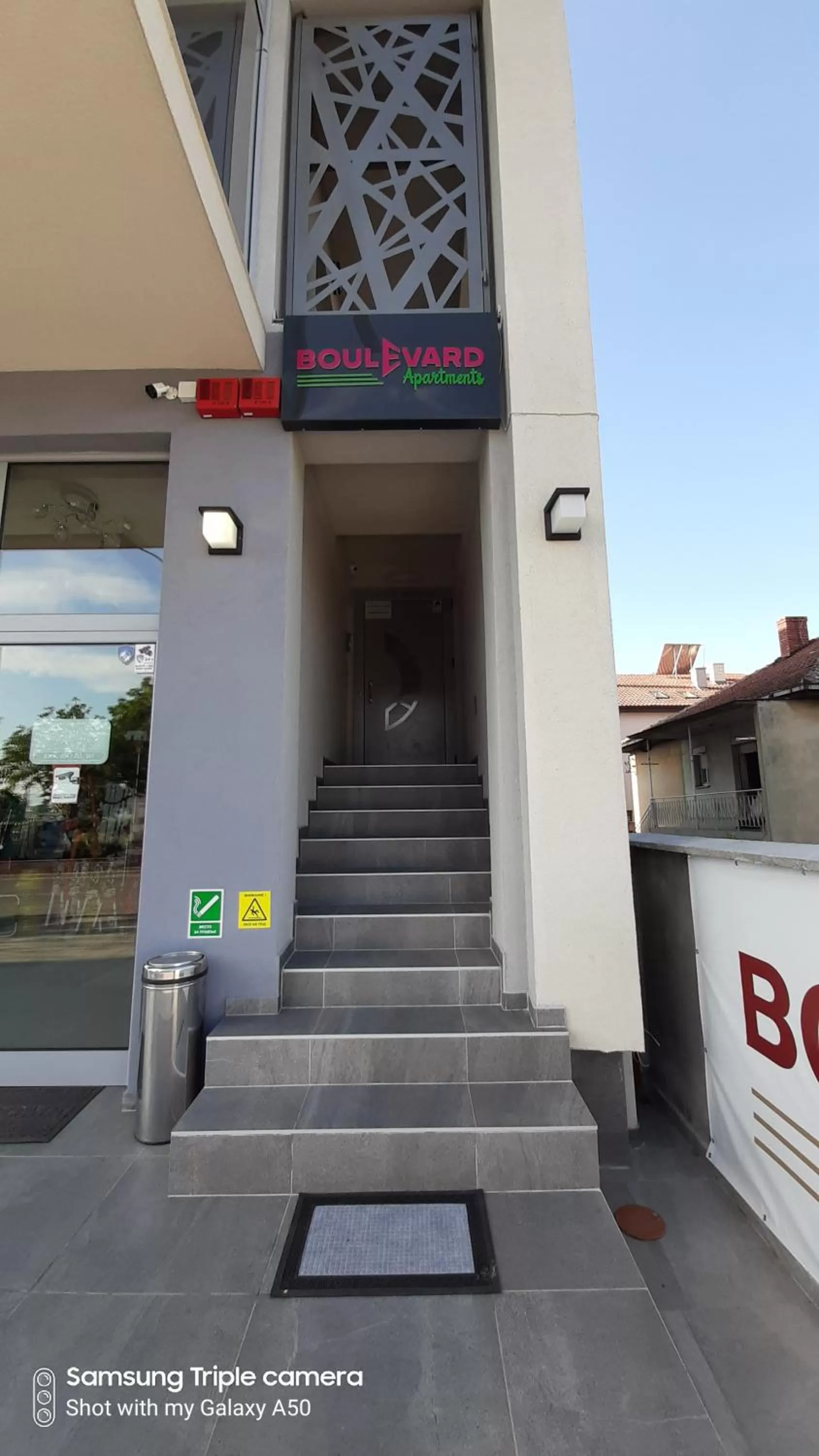 Facade/entrance in Boulevard Apartments