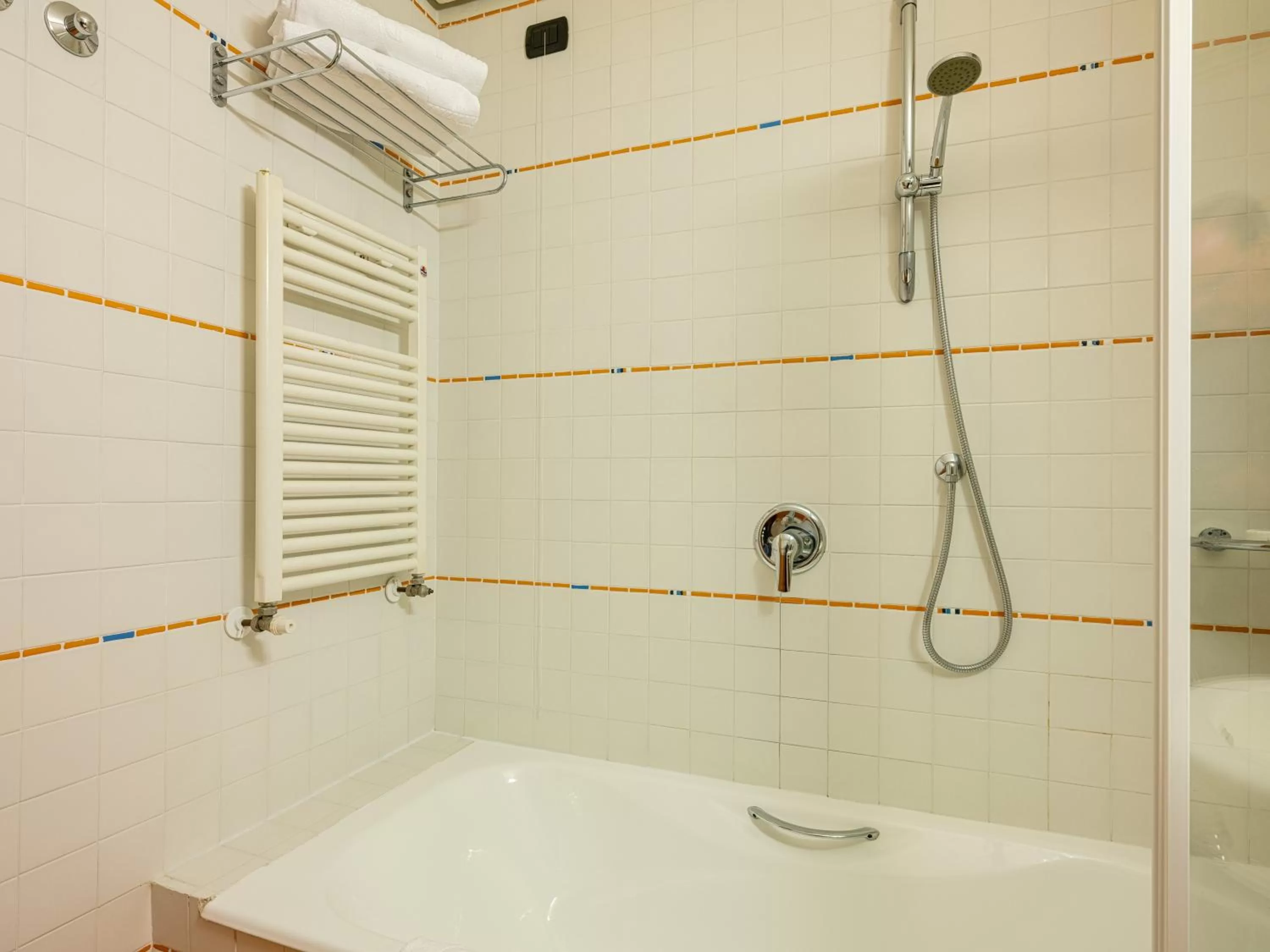 Bathroom in Active Hotel Paradiso