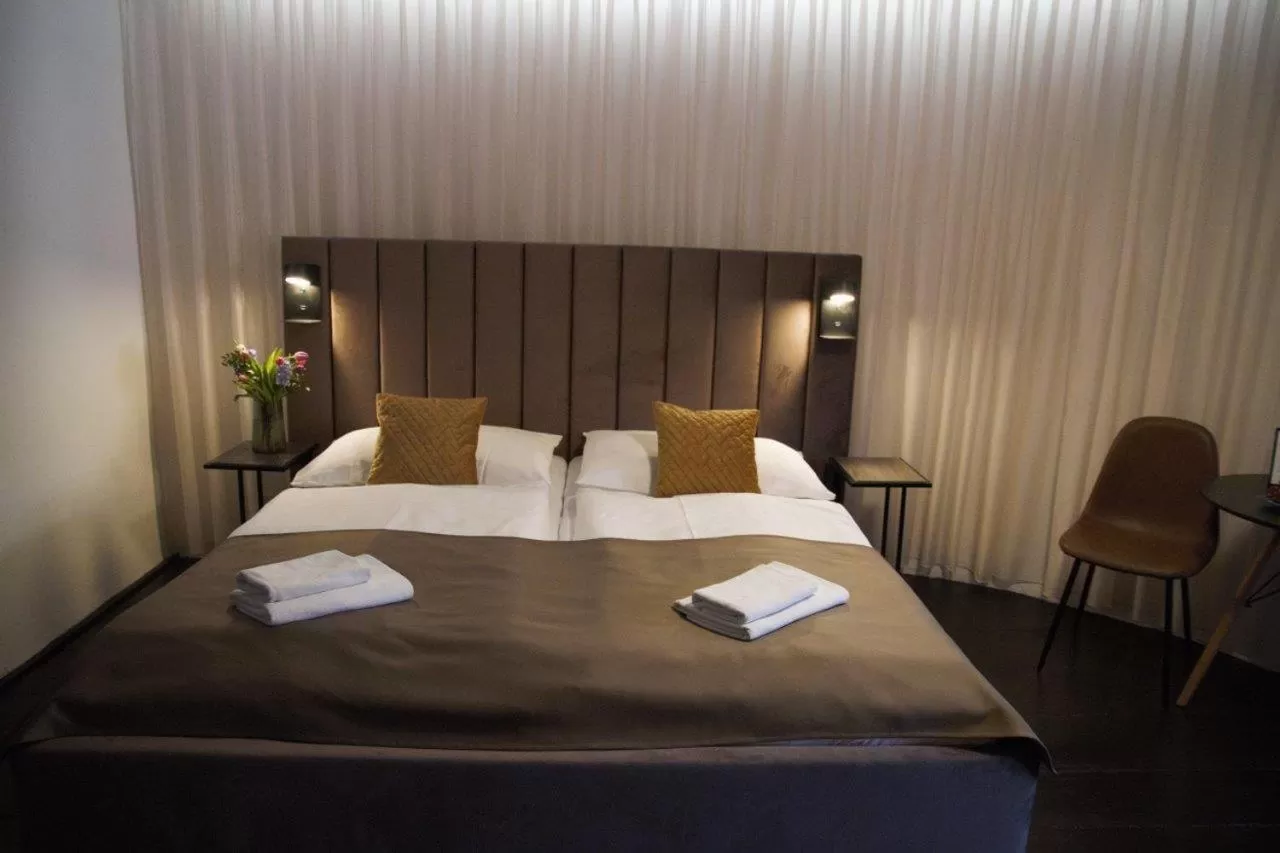 Bed in Hotel Svambersky dum