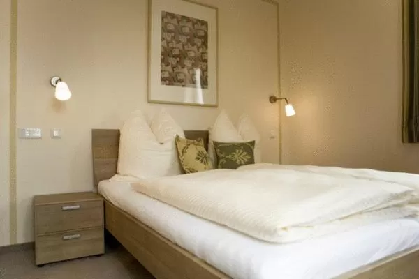 Photo of the whole room, Bed in Hotel Donau