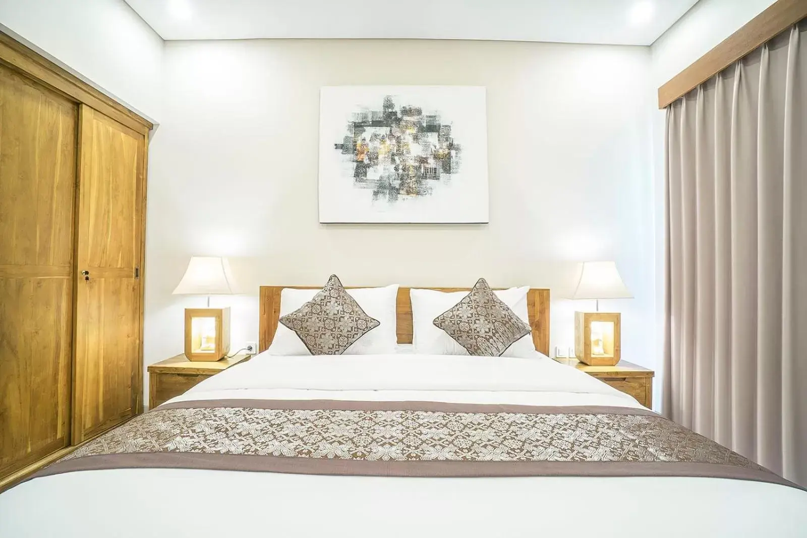 Deluxe Double Room in Putih DCarik Ubud Deluxe Double Room in Putih DCarik Ubud