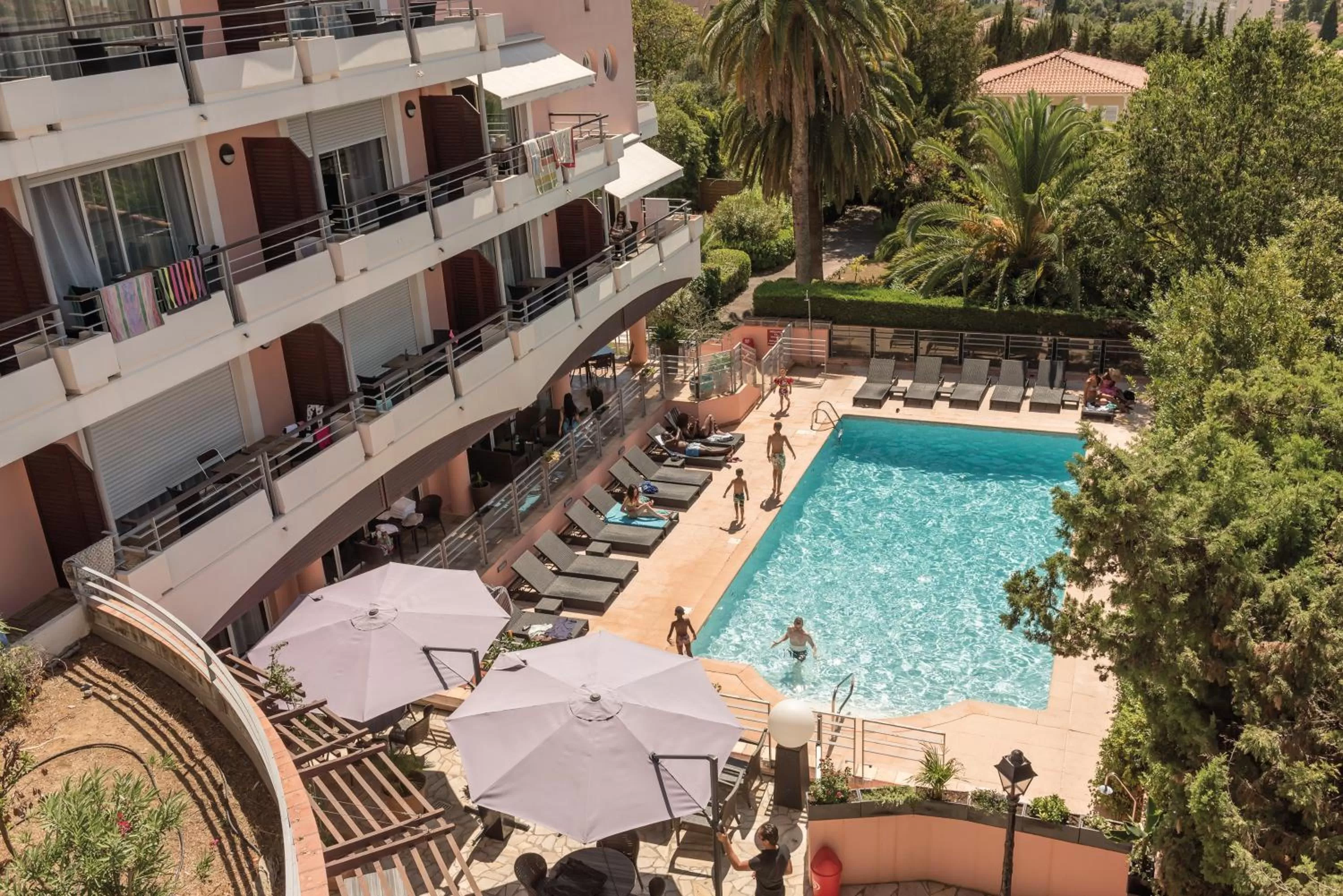 Day in Zenitude Hôtel-Résidences Le Cannet