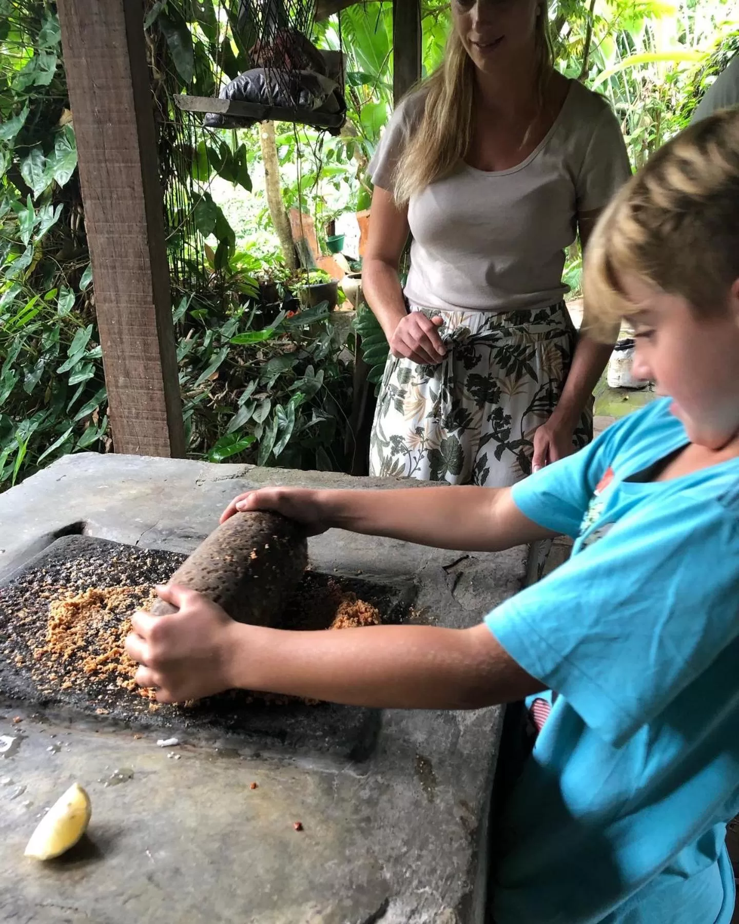 People in The Kandyan Manor by Bhathiya & Suzy