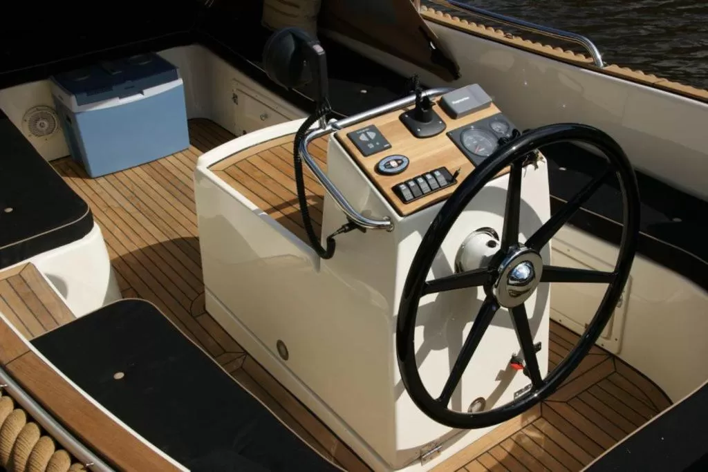 Eelhouse private studio