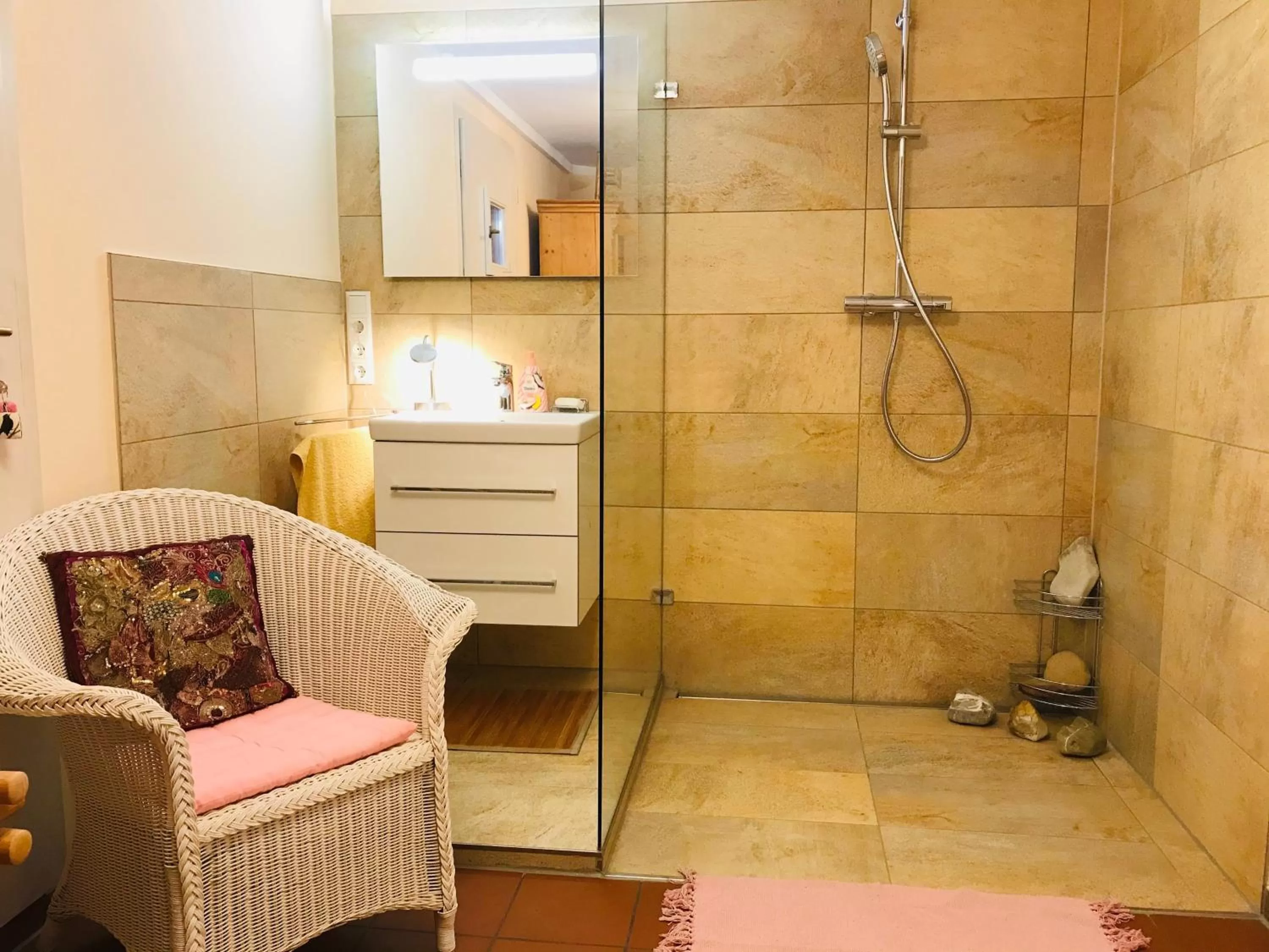 Shower in Bed and Breakfast Bavaria München