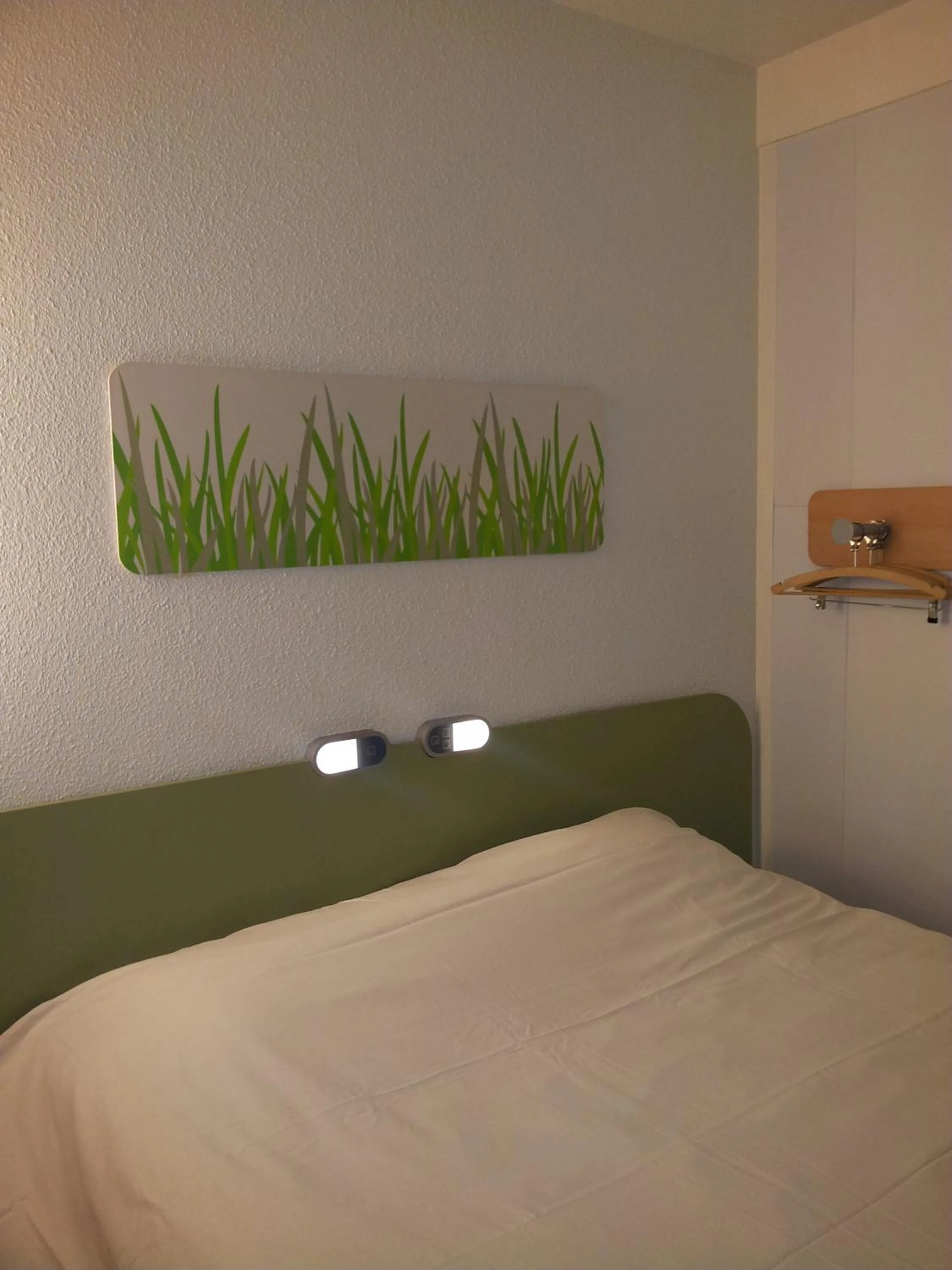 Bedroom, Bed in ibis Budget Gennevilliers Asnieres