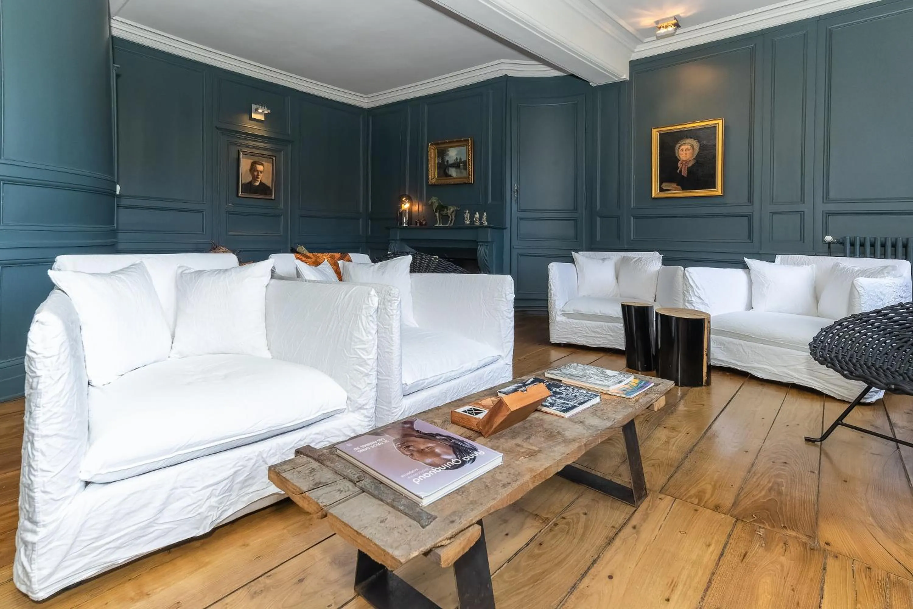 Living room in La Maison Pavie