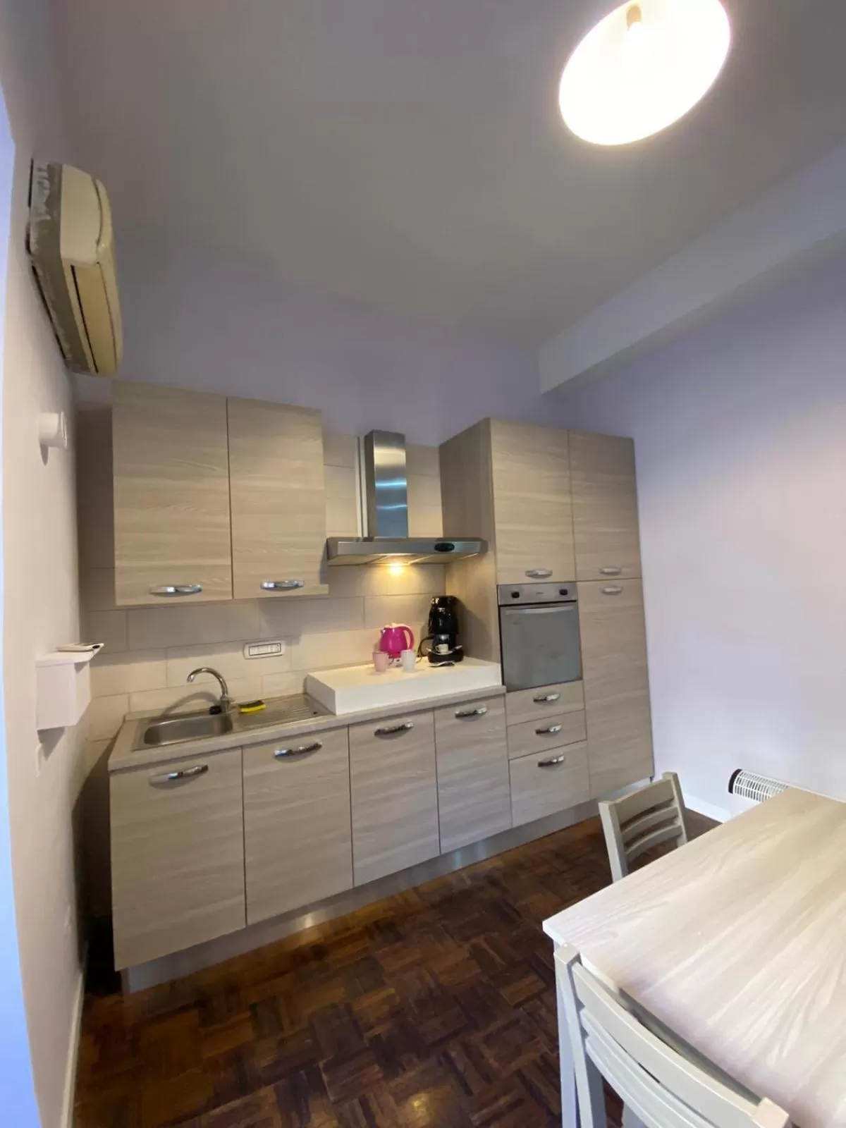 Kitchen or kitchenette, Kitchen/Kitchenette in Archivio Storico Napoli Centro