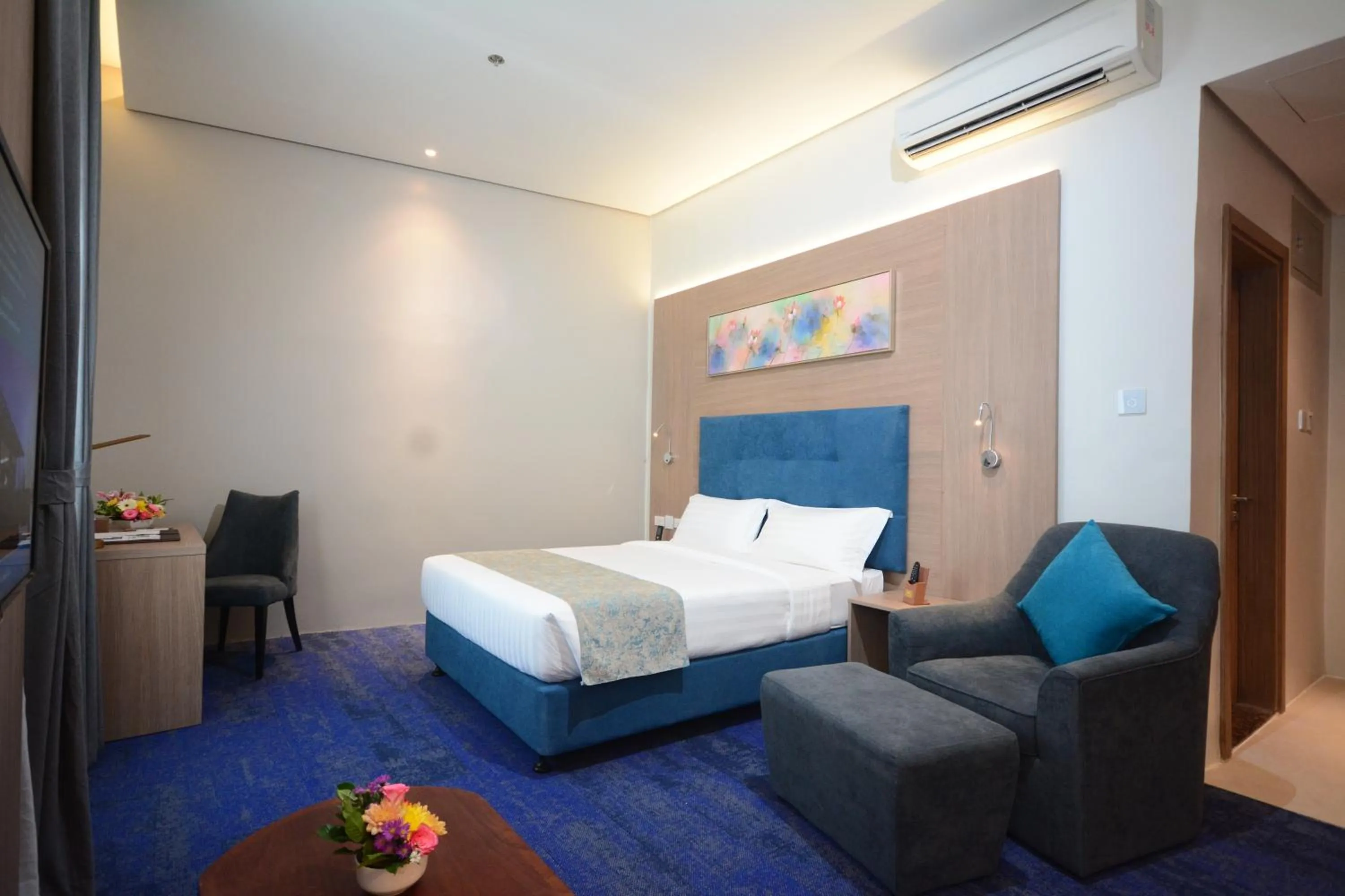 Bed in Blue Lotus Hotel