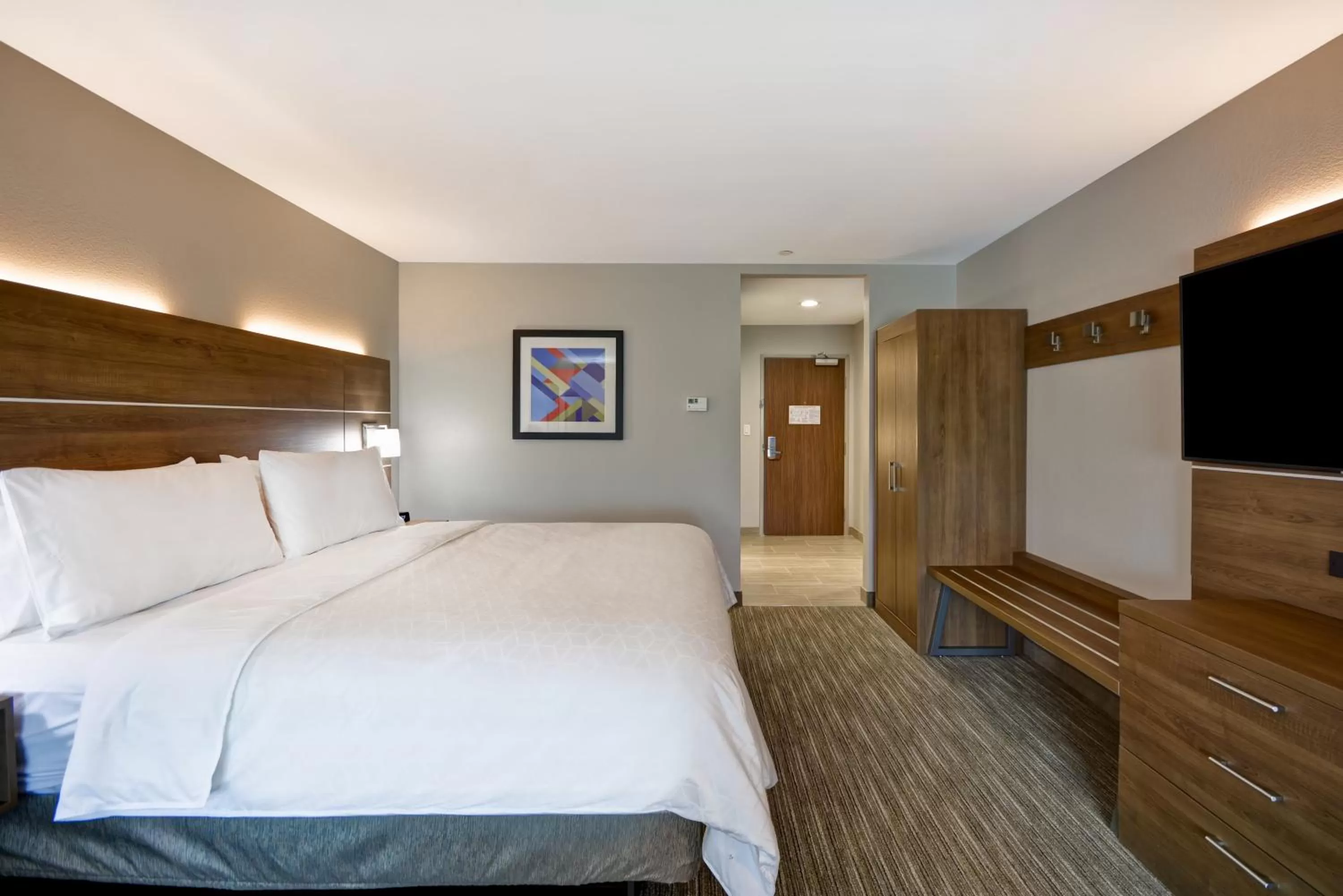 Photo of the whole room, Bed in Holiday Inn Express & Suites - Houston NASA - Boardwalk Area by IHG
