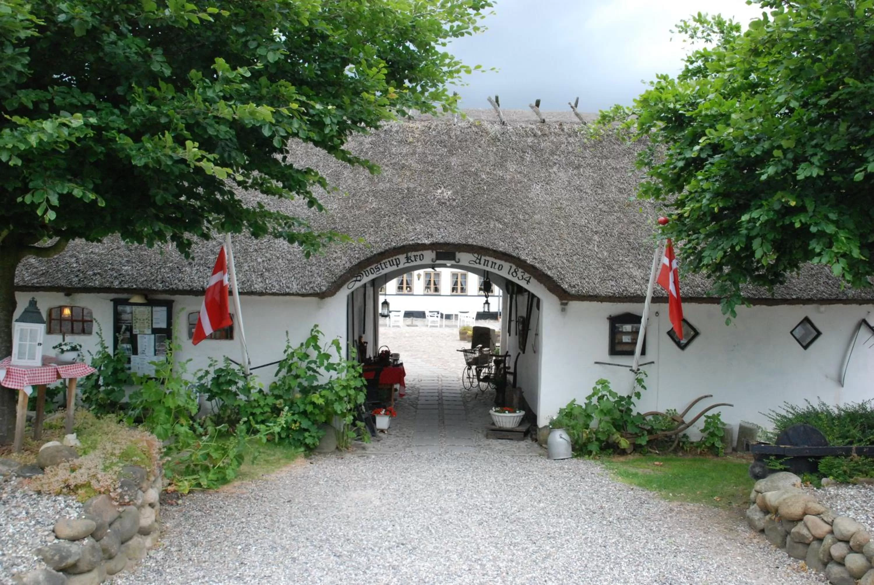 Facade/entrance in Svostrup Kro