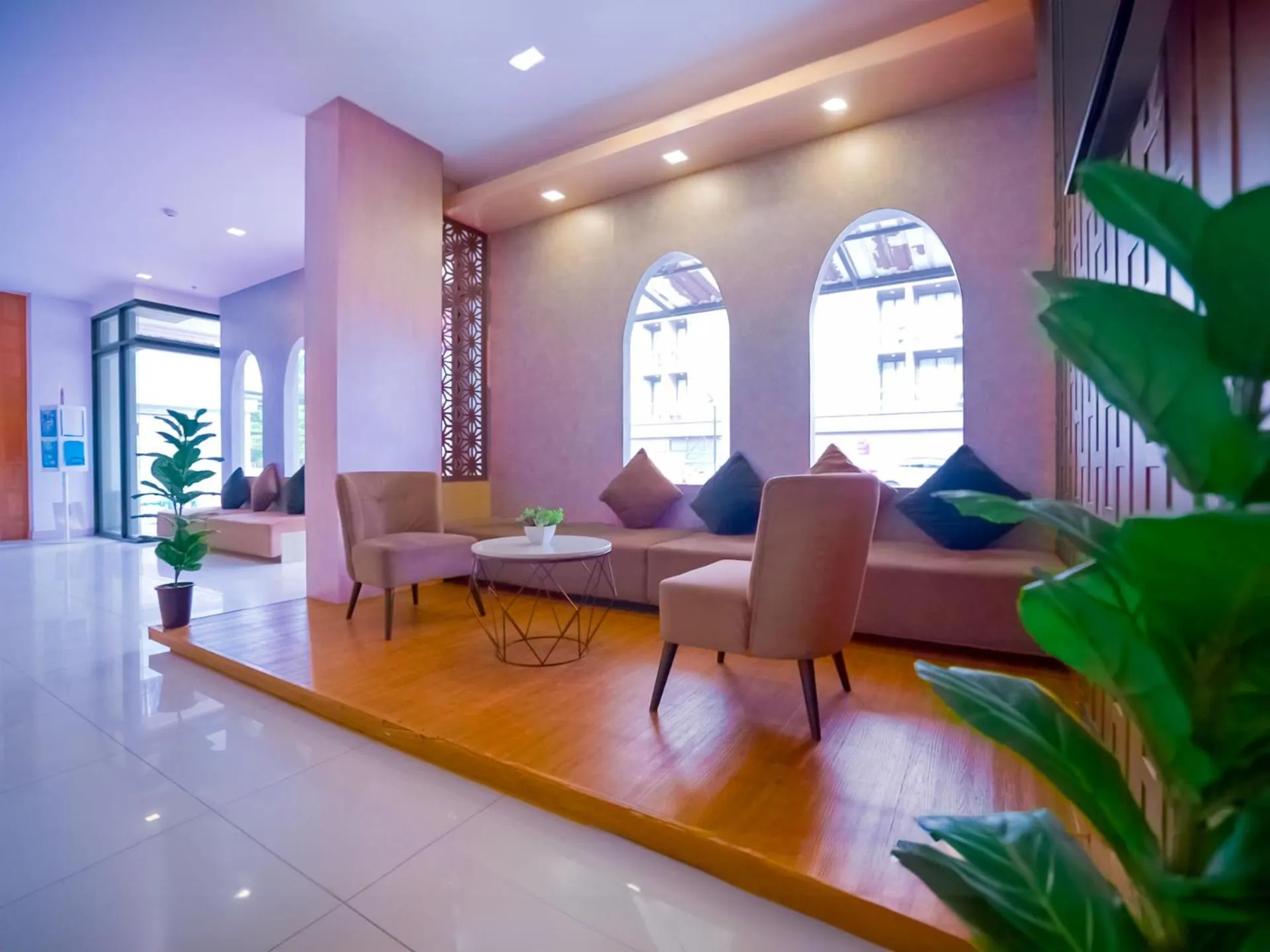 Seating area in Phoenix Hotel Karon Beach