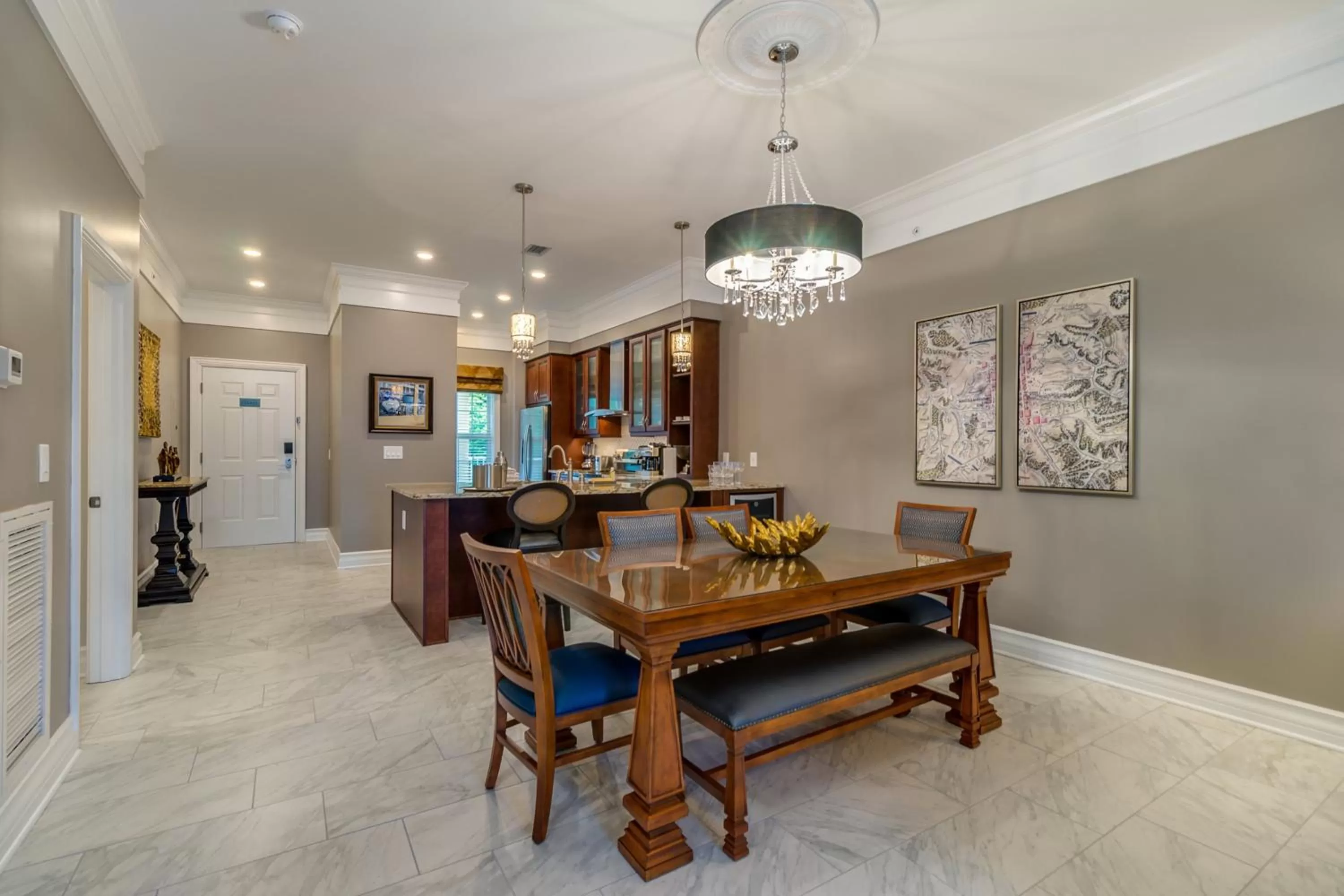 Photo of the whole room in Holiday Inn Club Vacations Williamsburg Resort