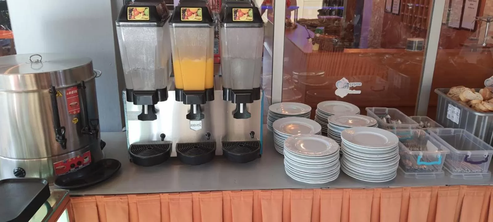 Restaurant/places to eat in Grand Yayla Hotel