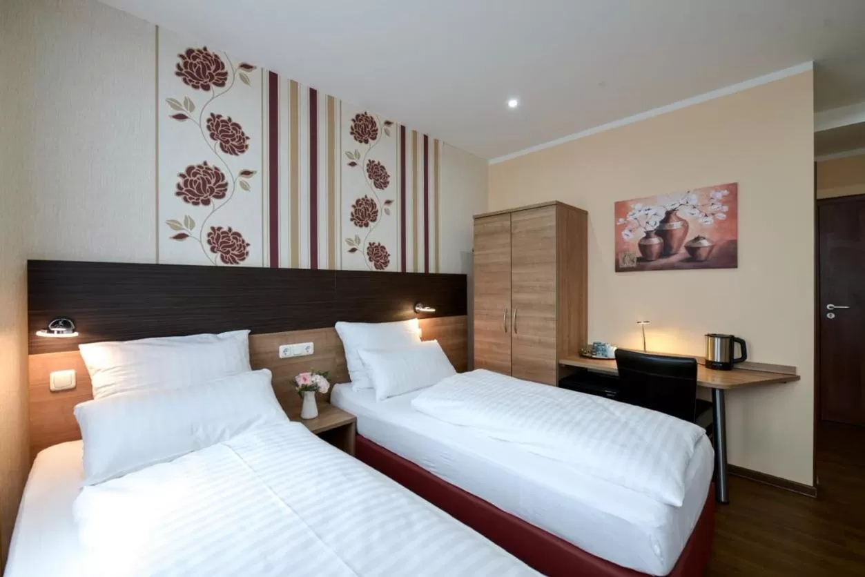 Bed in Hotel City Panorama