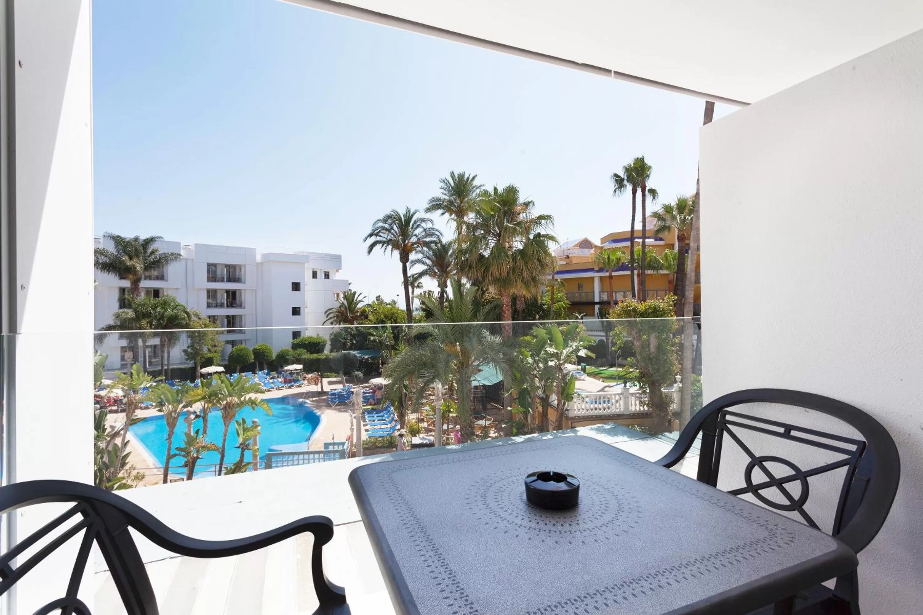 Sol Room with Pool View in Sol Torremolinos - Don Pedro