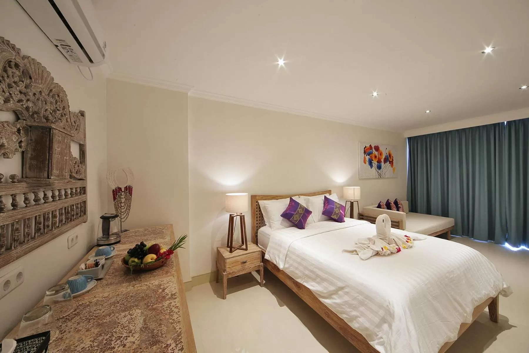 Photo of the whole room, Bed in Gili Meno Mojo Beach Resort