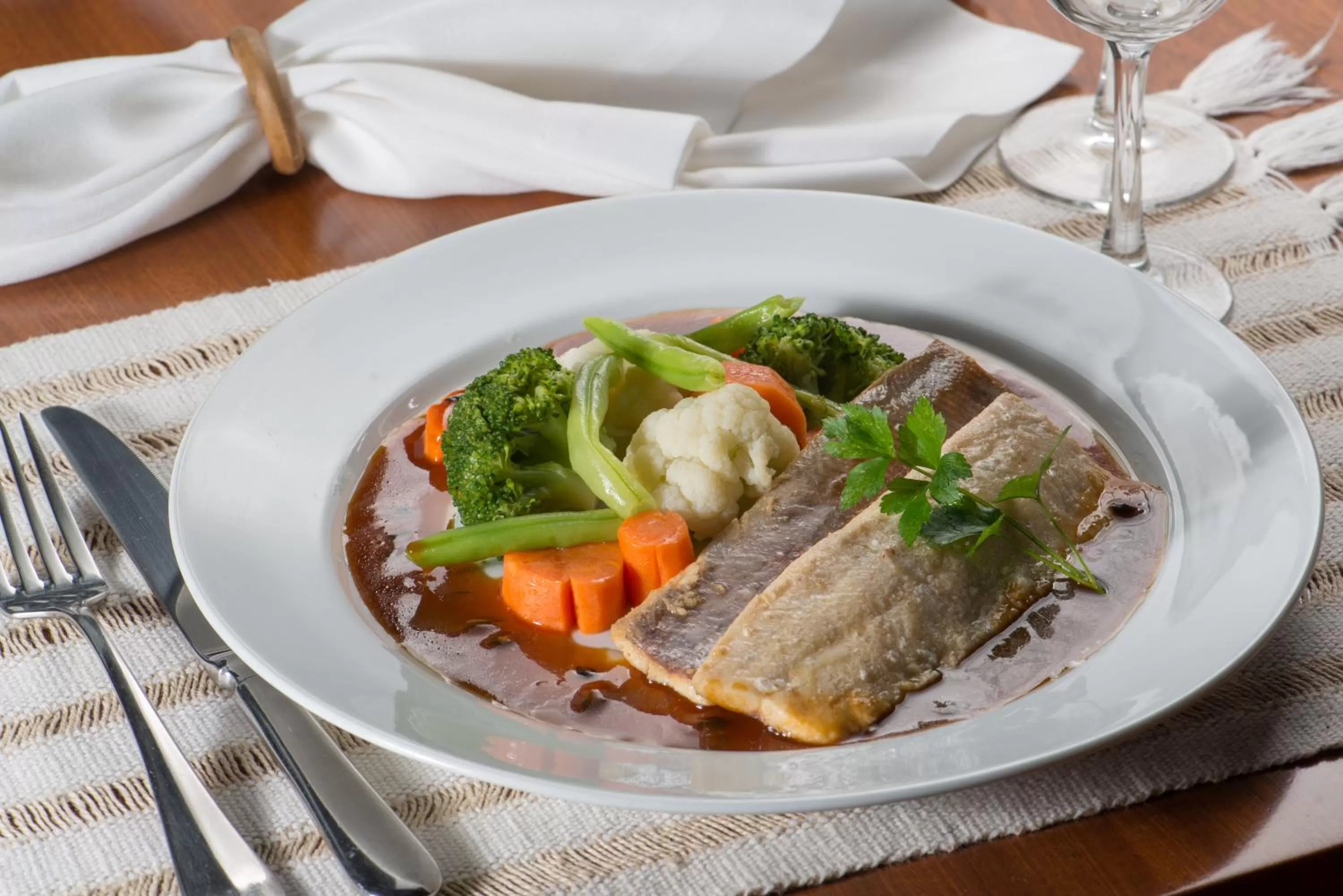 Restaurant/places to eat in Kuriuwa Hotel