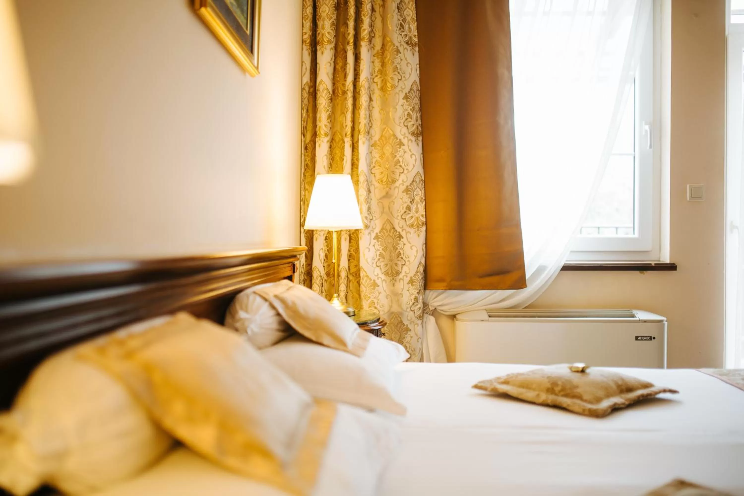 Photo of the whole room, Bed in Garni Hotel Andric