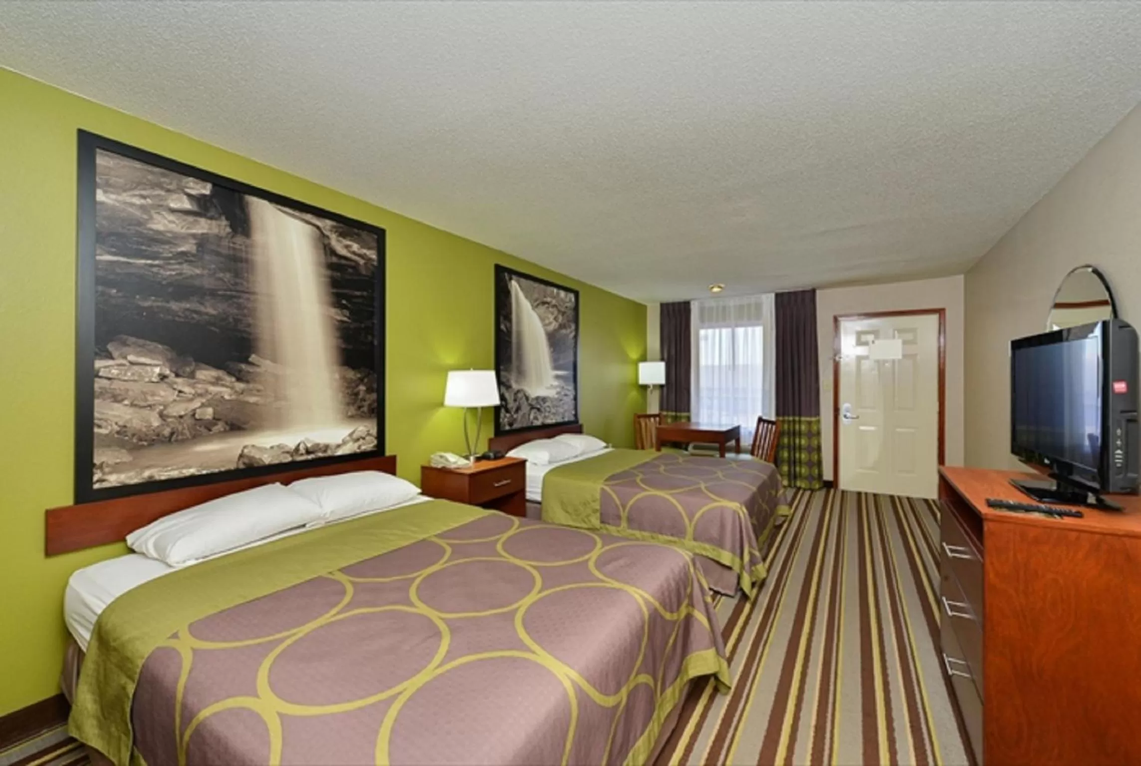 Queen Room with Two Queen Beds - Non-Smoking in Super 8 by Wyndham Clarksville Northeast