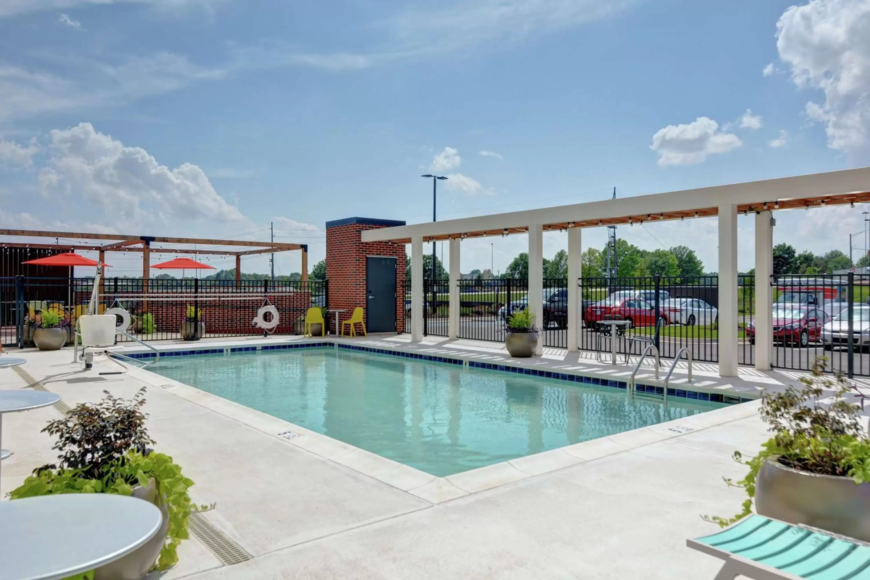 Pool view in Home2 Suites By Hilton Madison Huntsville Airport