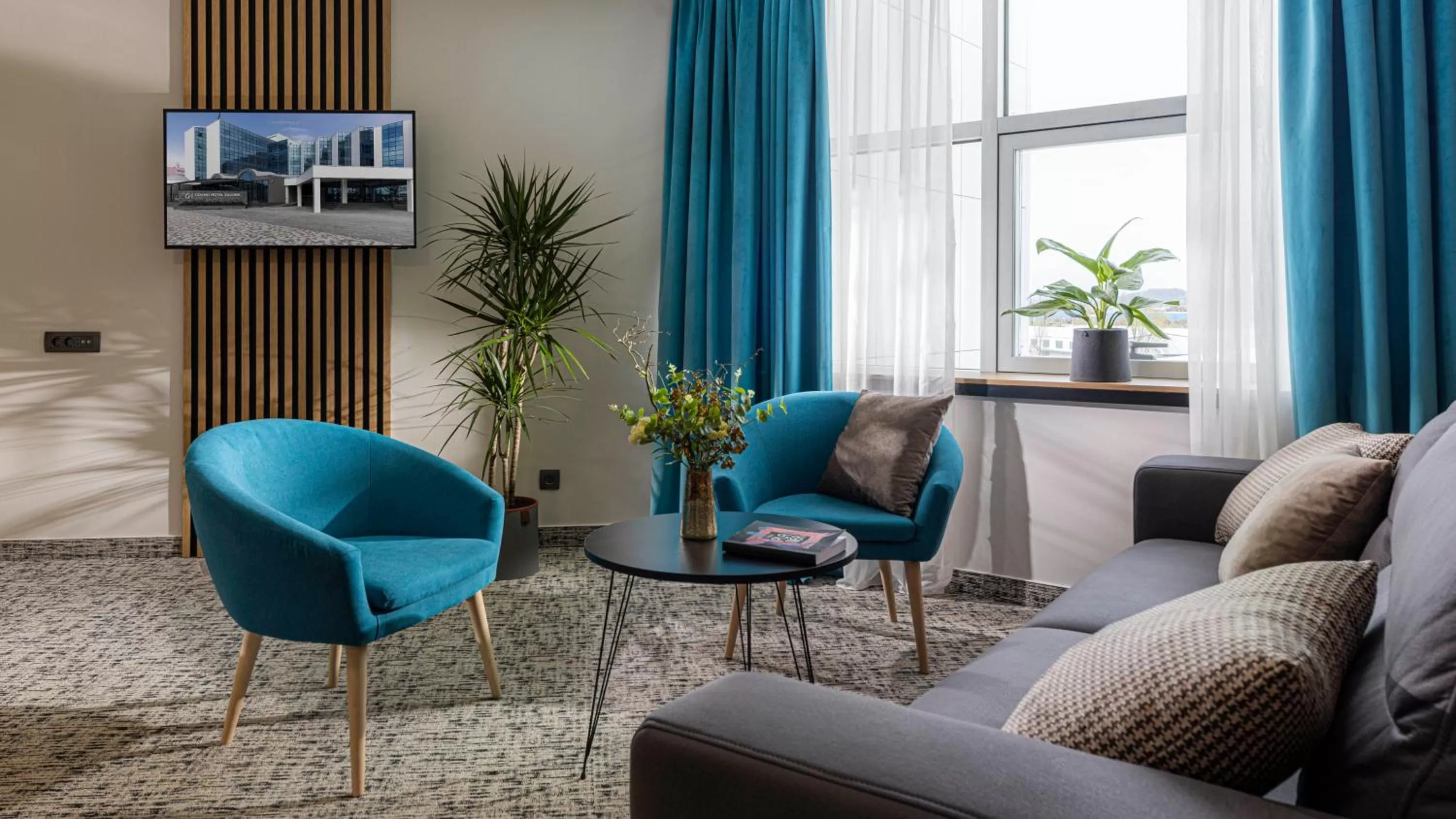 Living room in Grand Hotel Zagreb