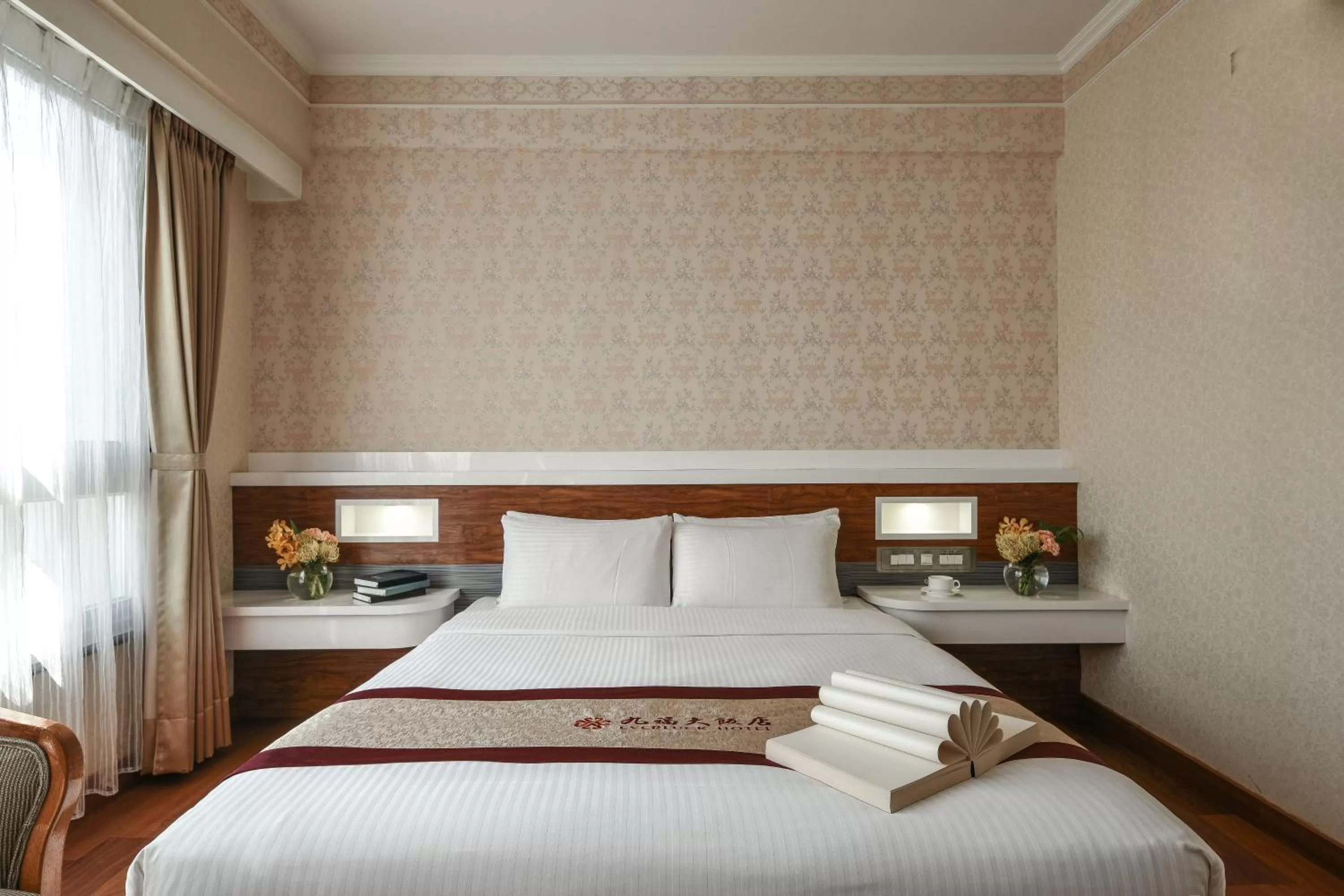 bunk bed, Bed in Ever Luck Hotel