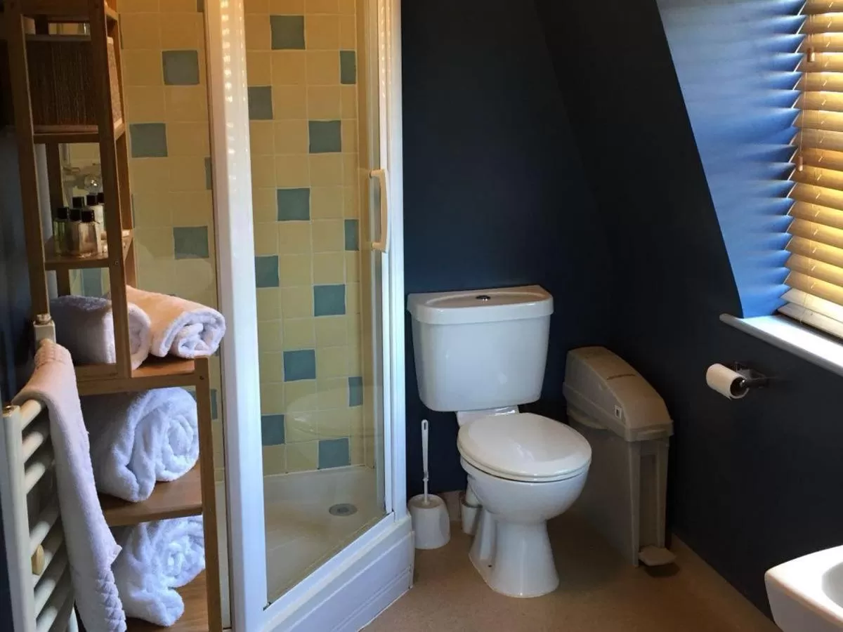 Bathroom in The Lamb Inn