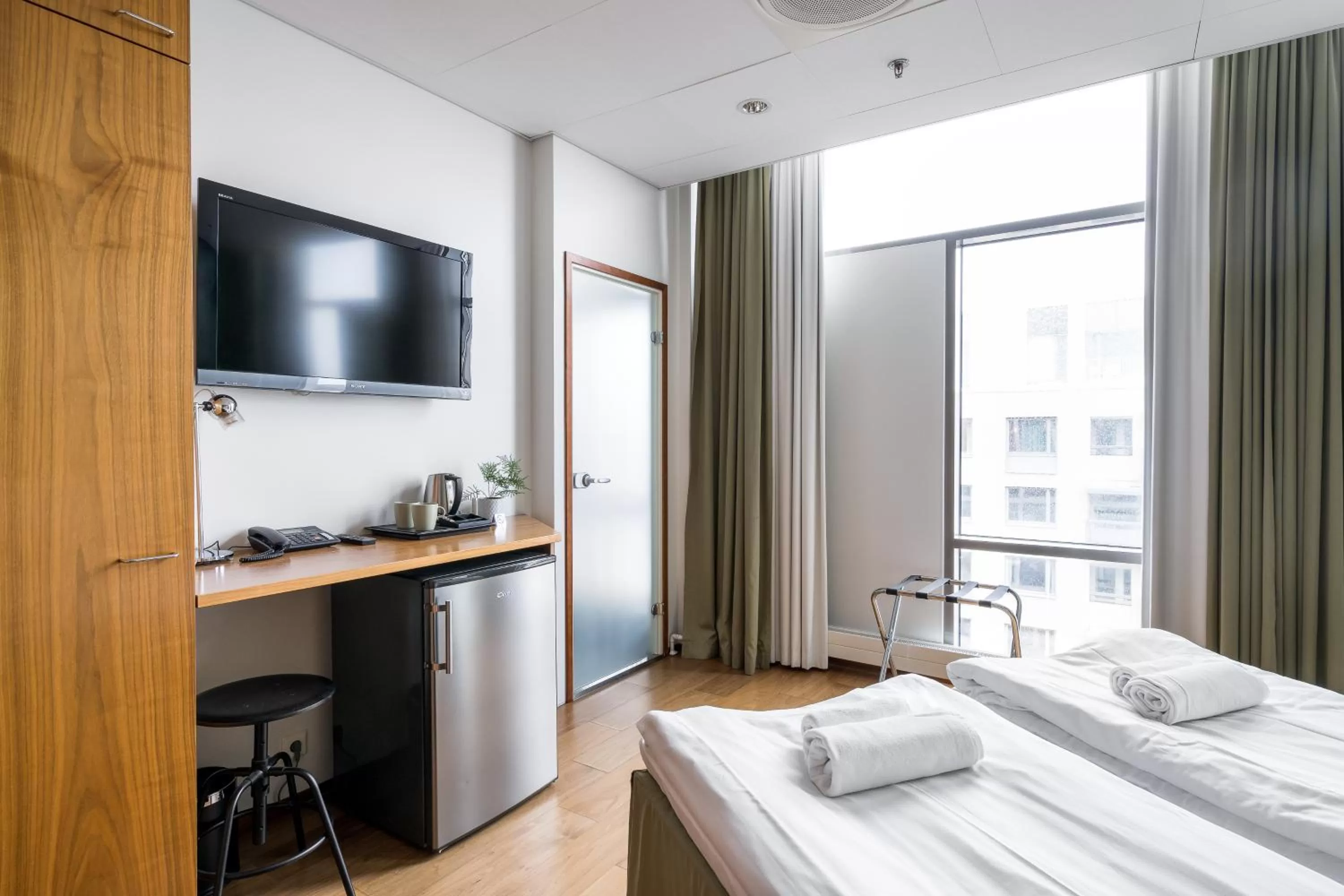 TV and multimedia, Bed in Hiisi Hotel Helsinki Jätkäsaari