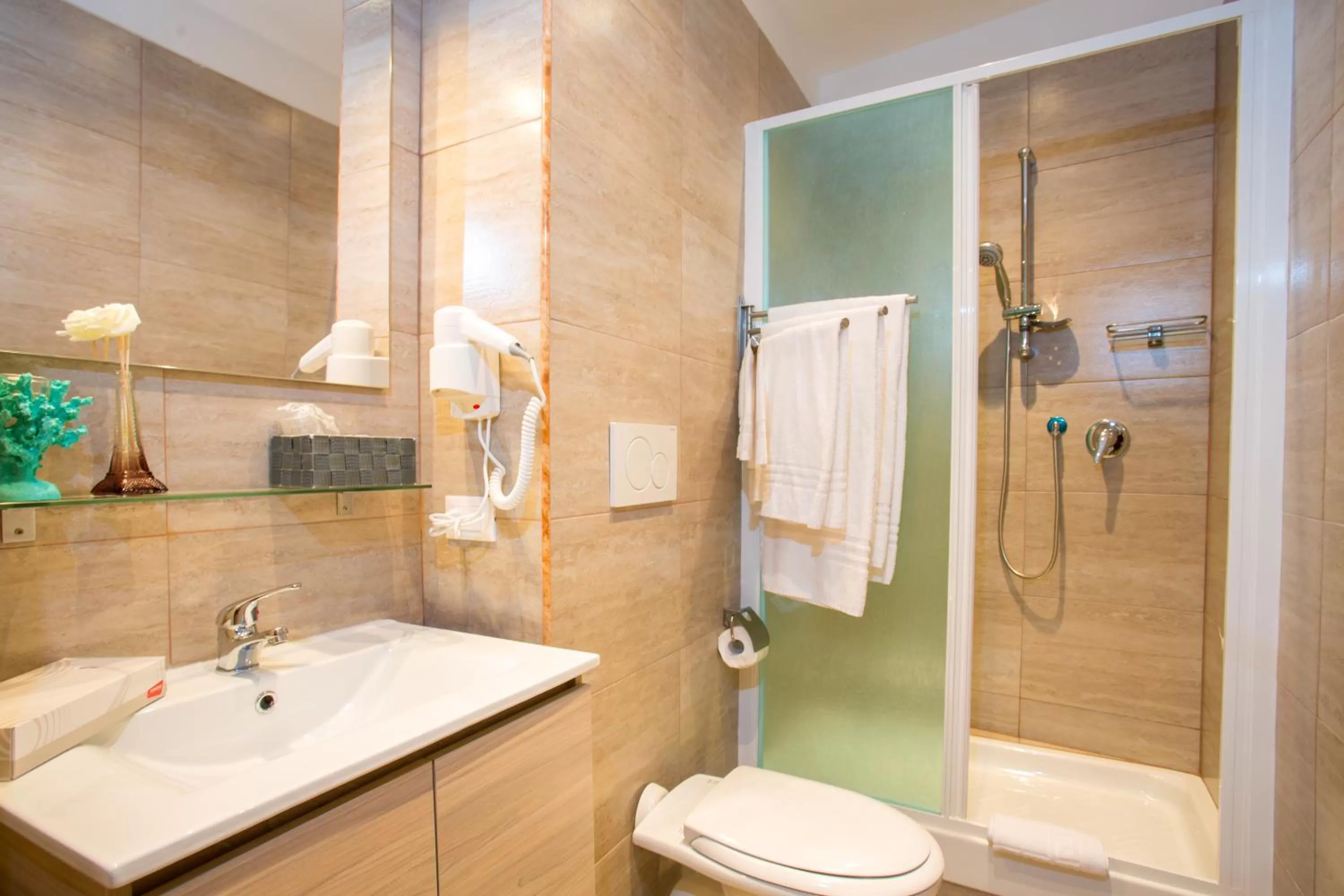 Shower in BQ House Castello Luxury Rooms