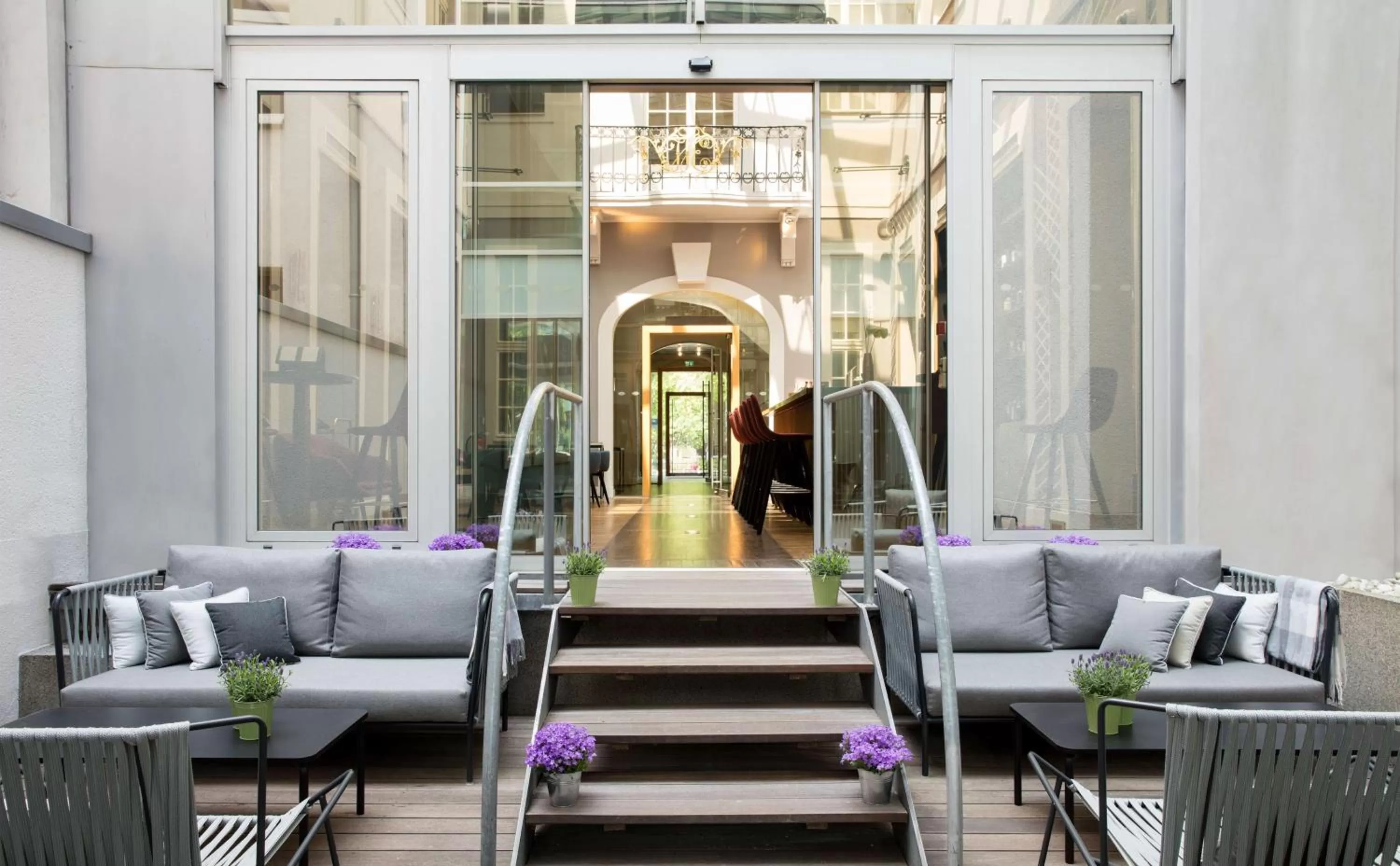 Patio in art'otel berlin mitte, Powered by Radisson Hotels