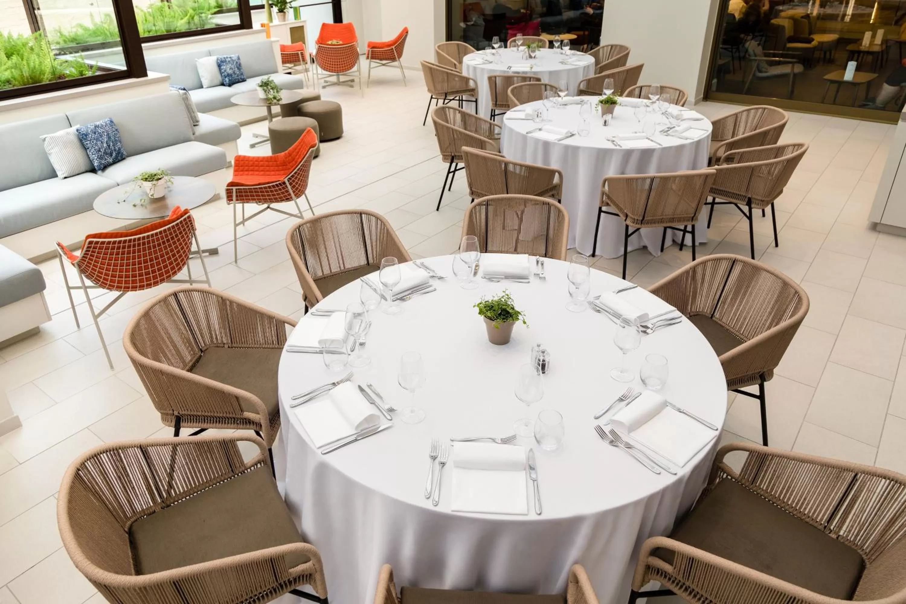 Restaurant/places to eat in Le Meridien Visconti Rome