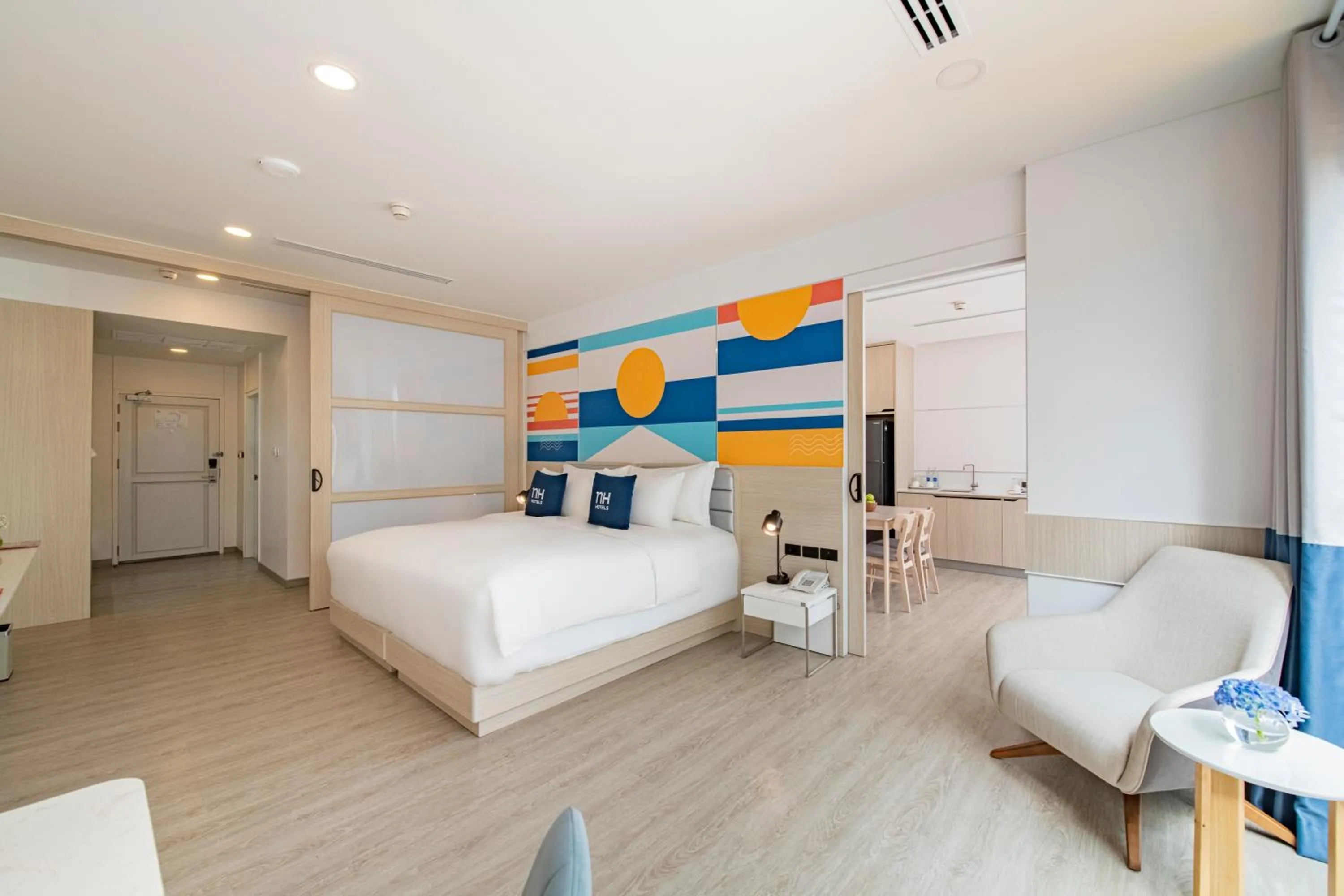 Bedroom, Bed in NH Boat Lagoon Phuket Resort