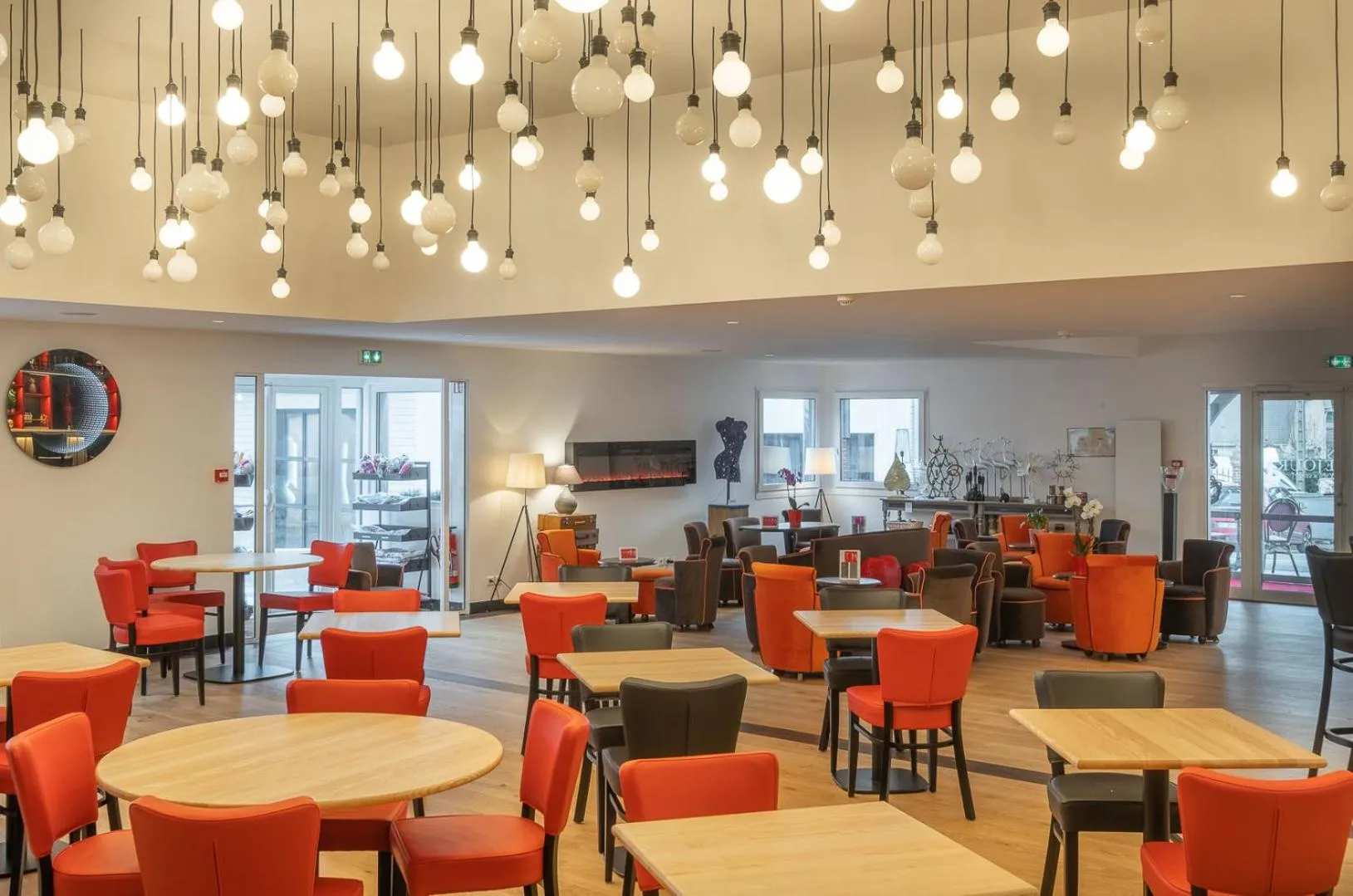 Living room in LE M HOTEL & SPA HONFLEUR