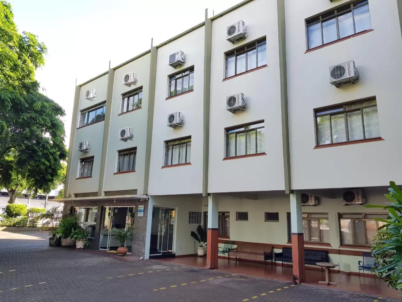 Property building in Palace Hotel Guaíra
