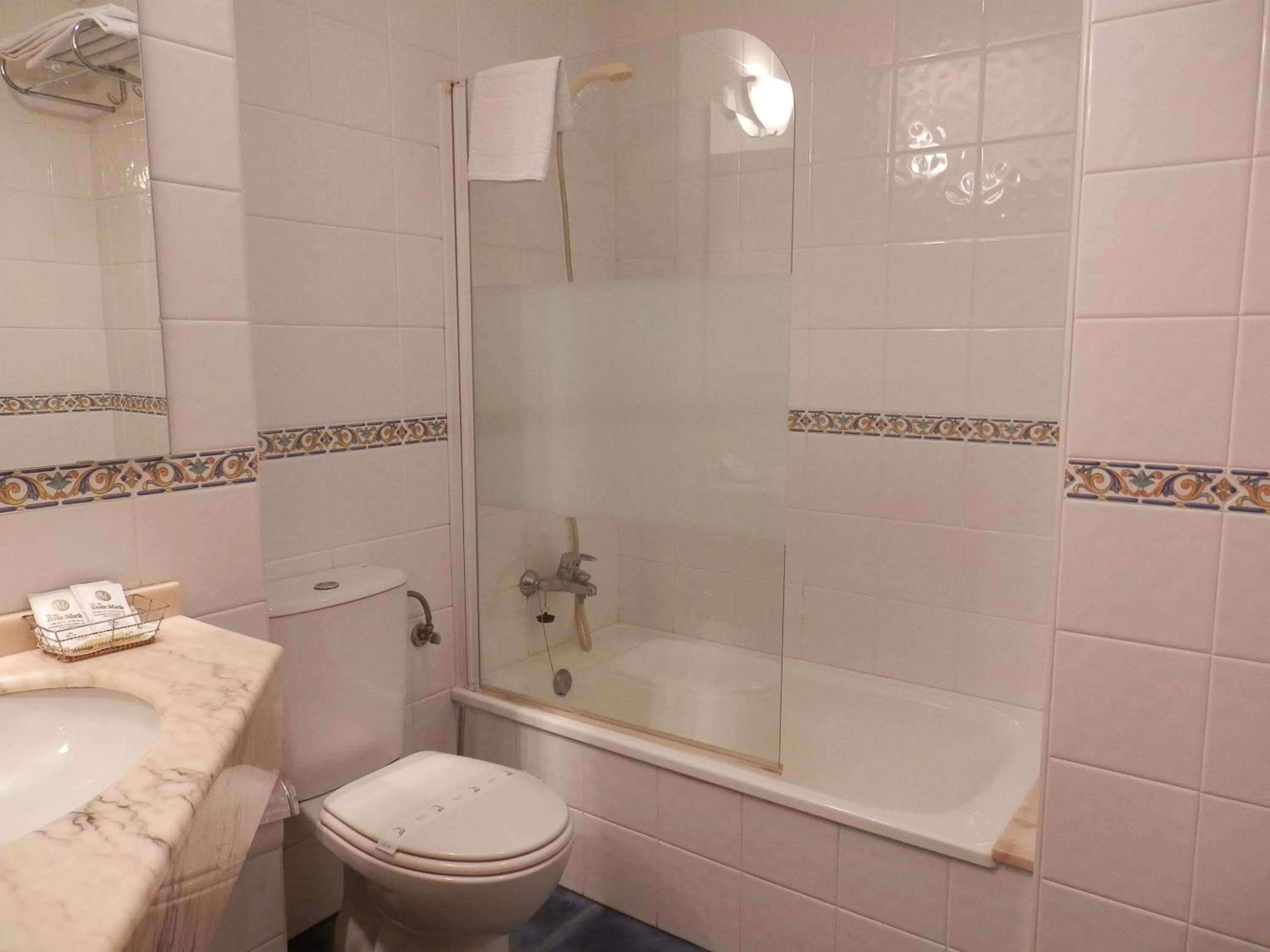 Bathroom in Hotel Doña Maria