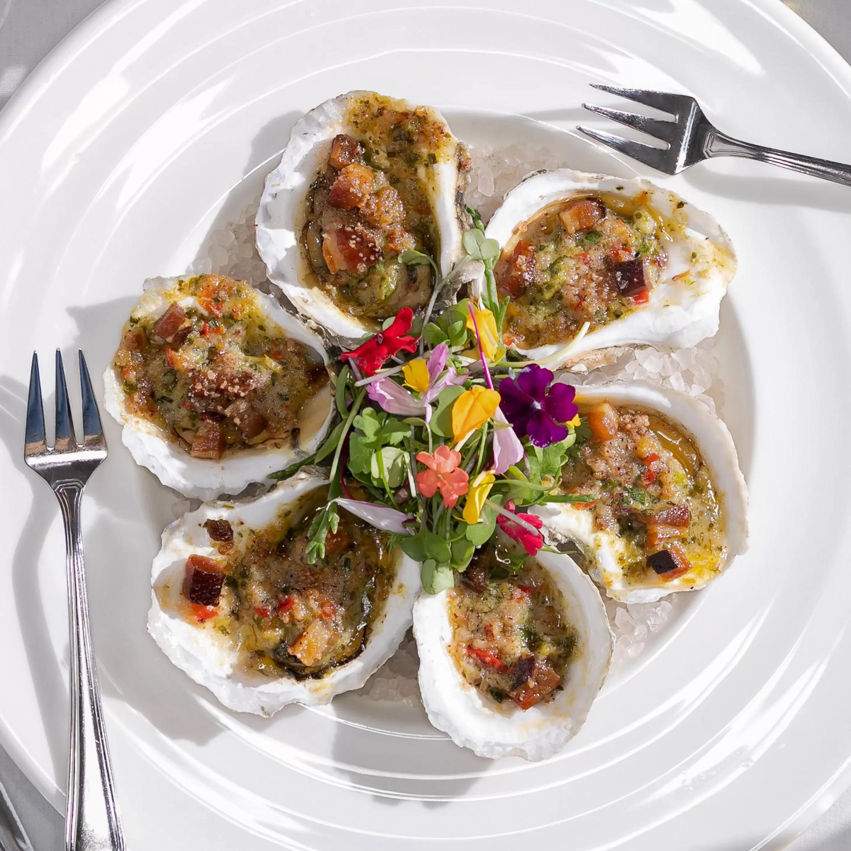 Food and drinks in The Vendue, Downtown Art Hotel